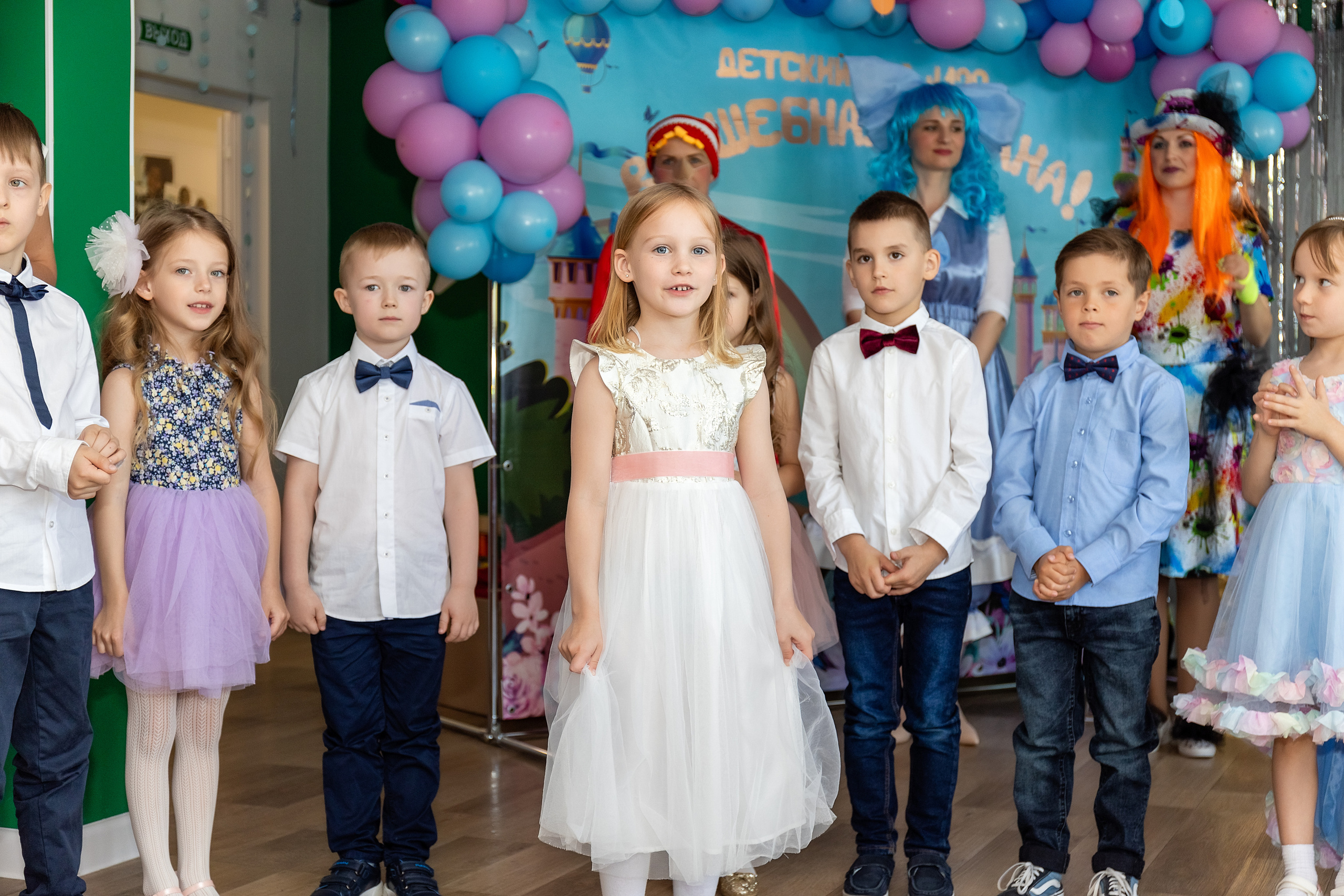 Выпускной. Детский сад 122. Стильный выпускной альбом Владивосток фотограф Вероника Мигачева