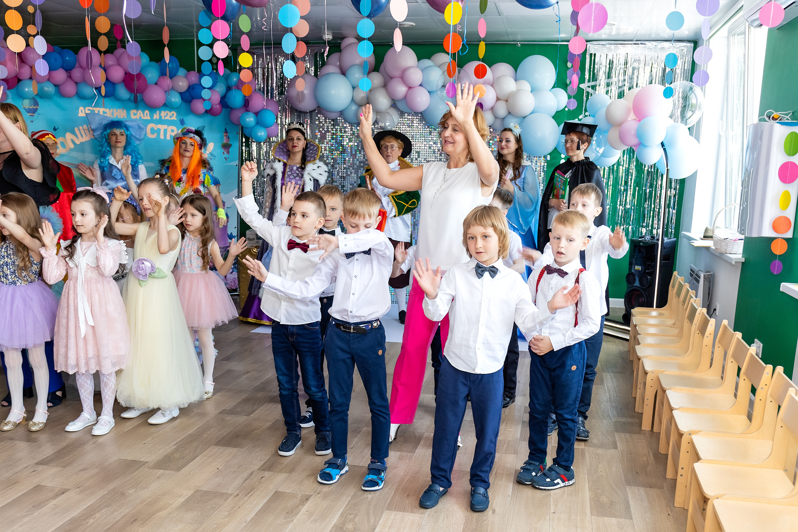 Выпускной. Детский сад 122. Стильный выпускной альбом Владивосток фотограф Вероника Мигачева