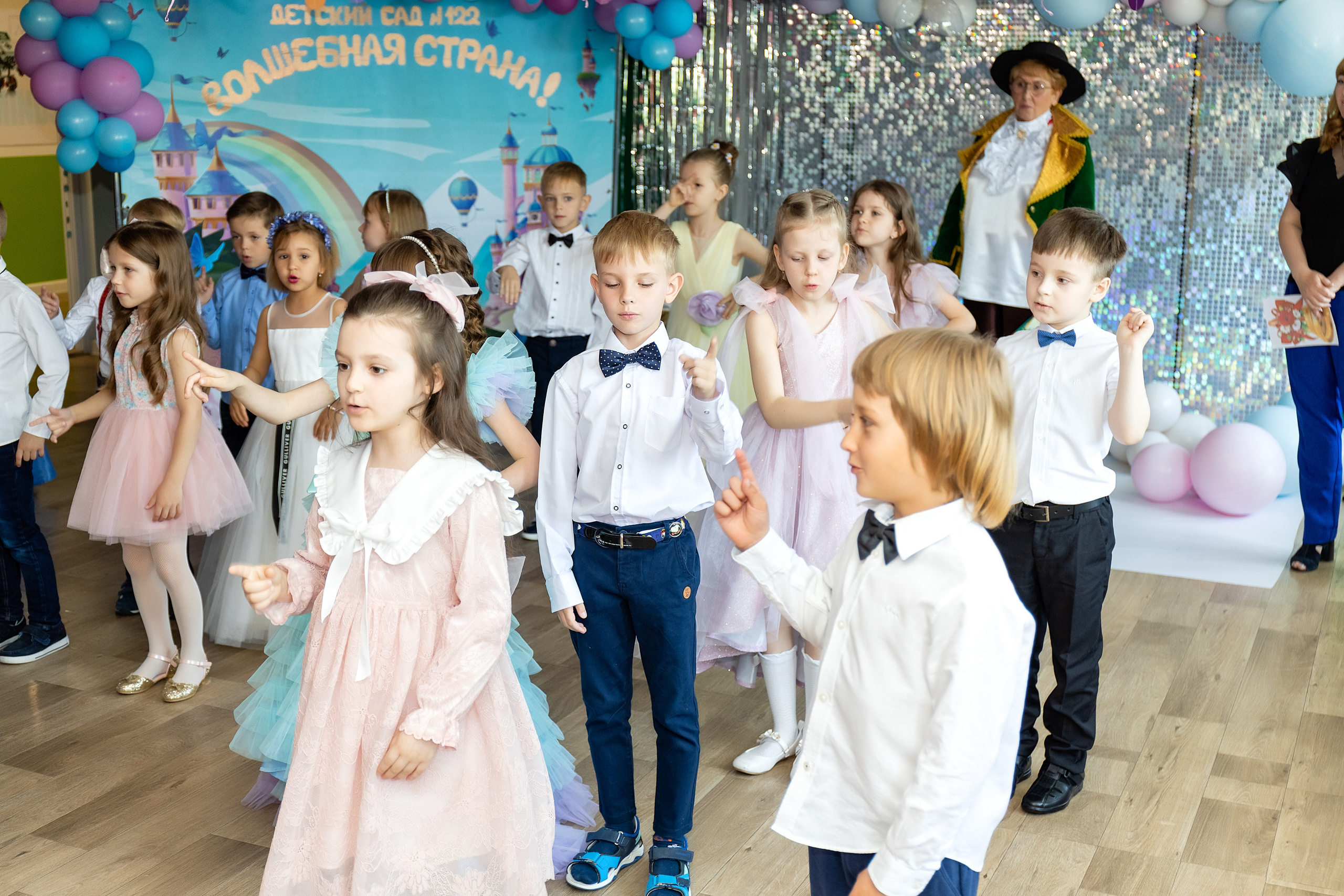 Выпускной. Детский сад 122. Стильный выпускной альбом Владивосток фотограф Вероника Мигачева