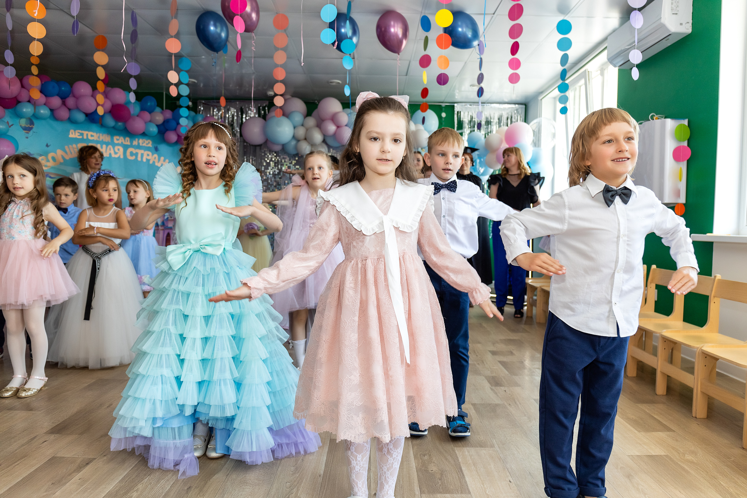 Выпускной. Детский сад 122. Стильный выпускной альбом Владивосток фотограф Вероника Мигачева