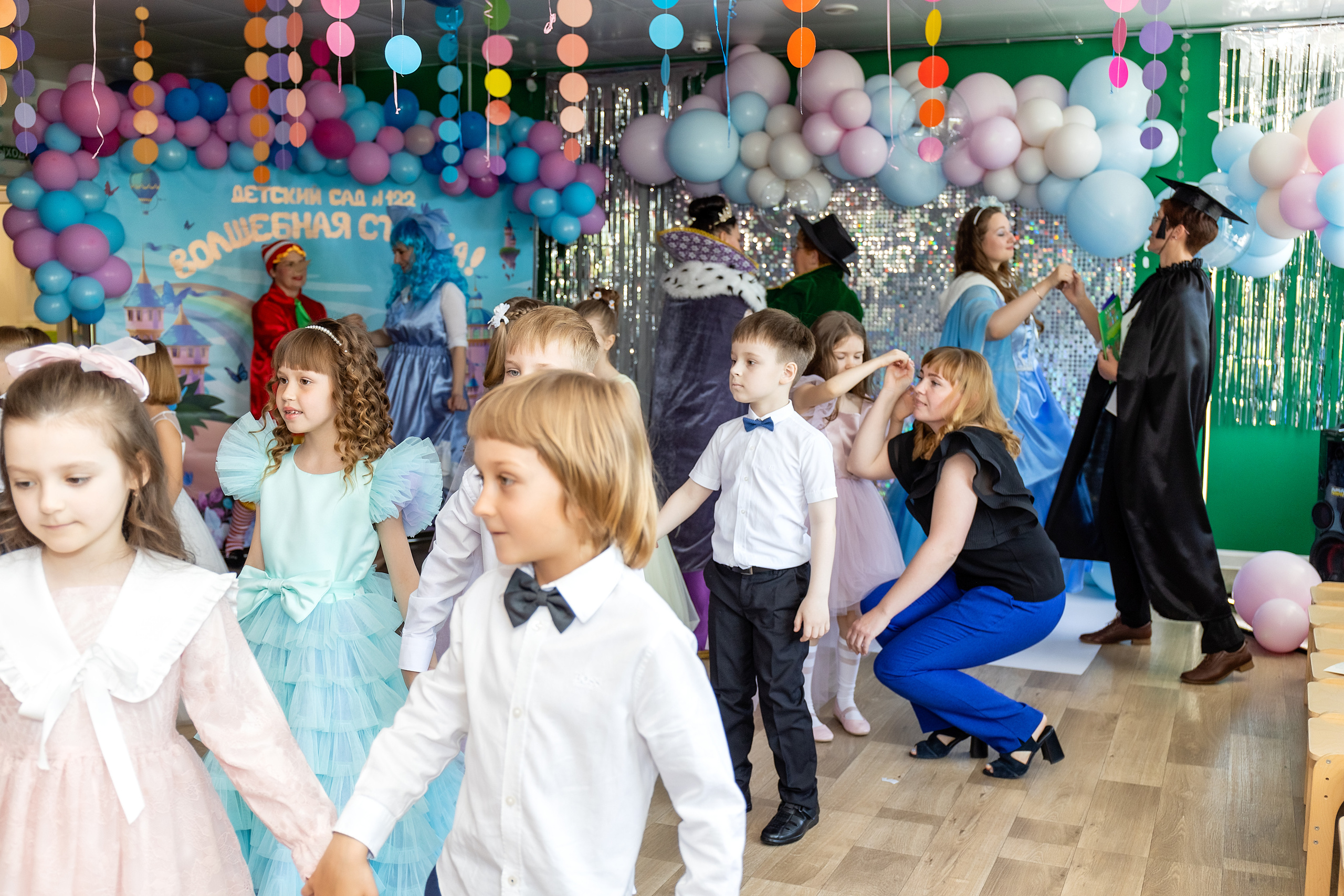 Выпускной. Детский сад 122. Стильный выпускной альбом Владивосток фотограф Вероника Мигачева