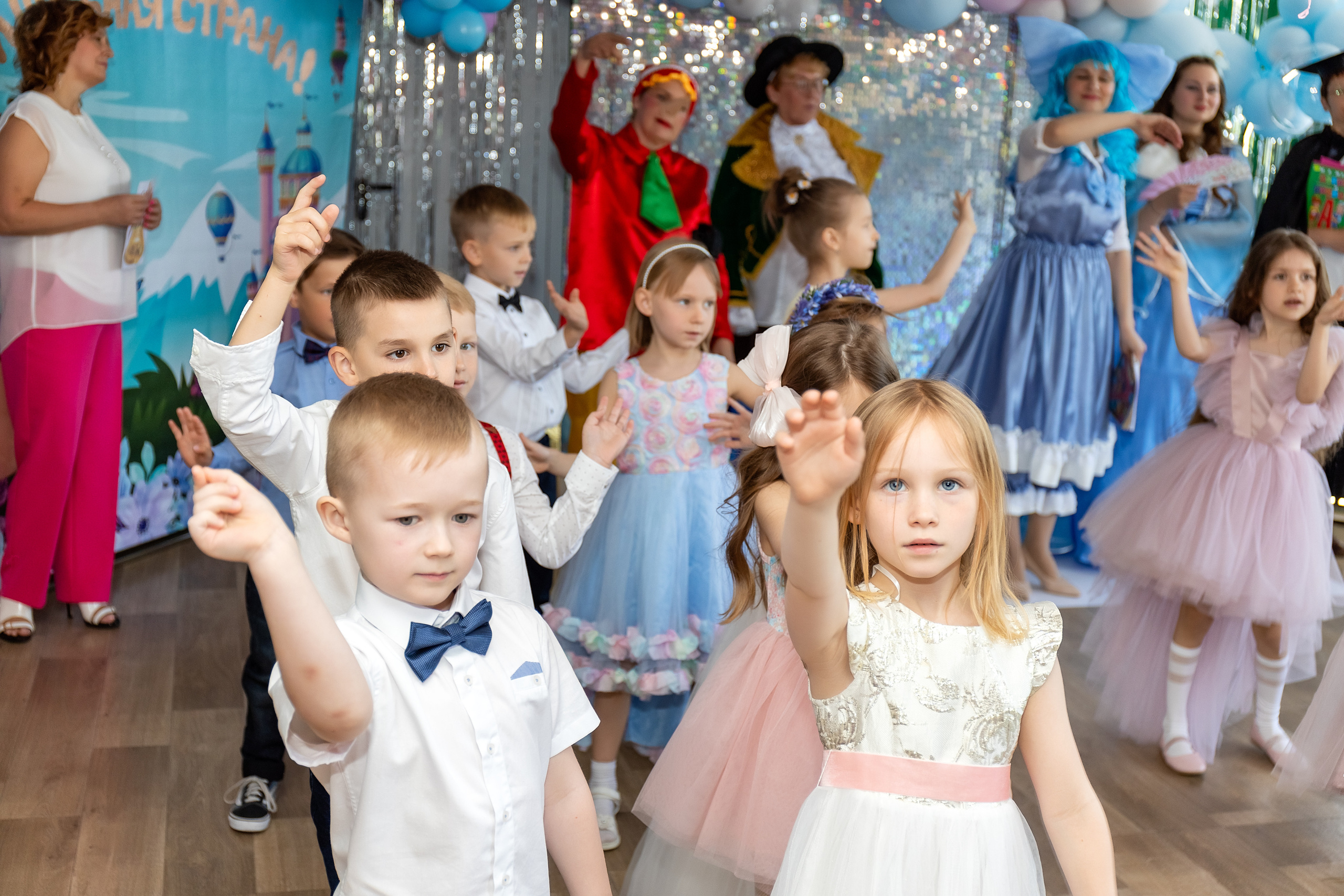 Выпускной. Детский сад 122. Стильный выпускной альбом Владивосток фотограф Вероника Мигачева