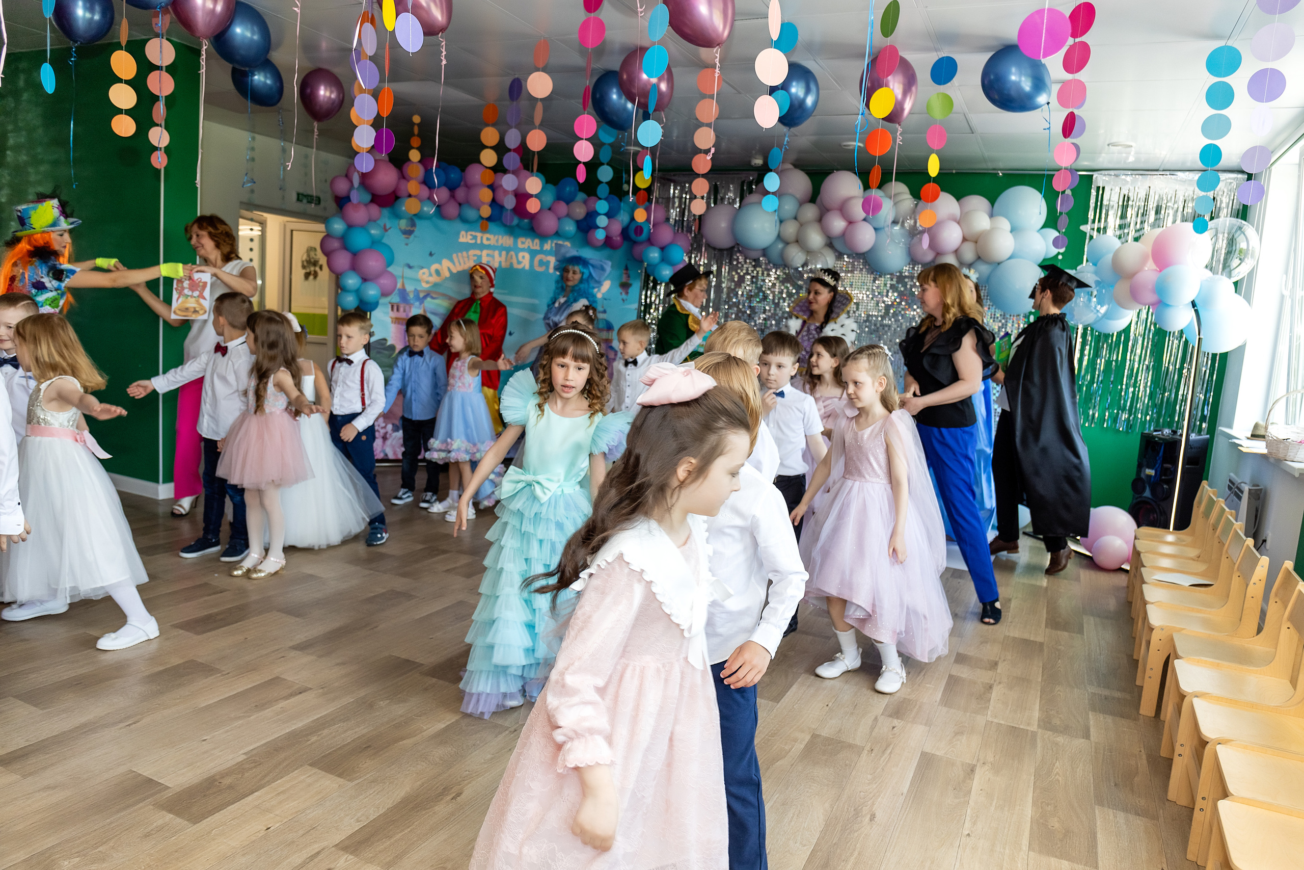Выпускной. Детский сад 122. Стильный выпускной альбом Владивосток фотограф Вероника Мигачева
