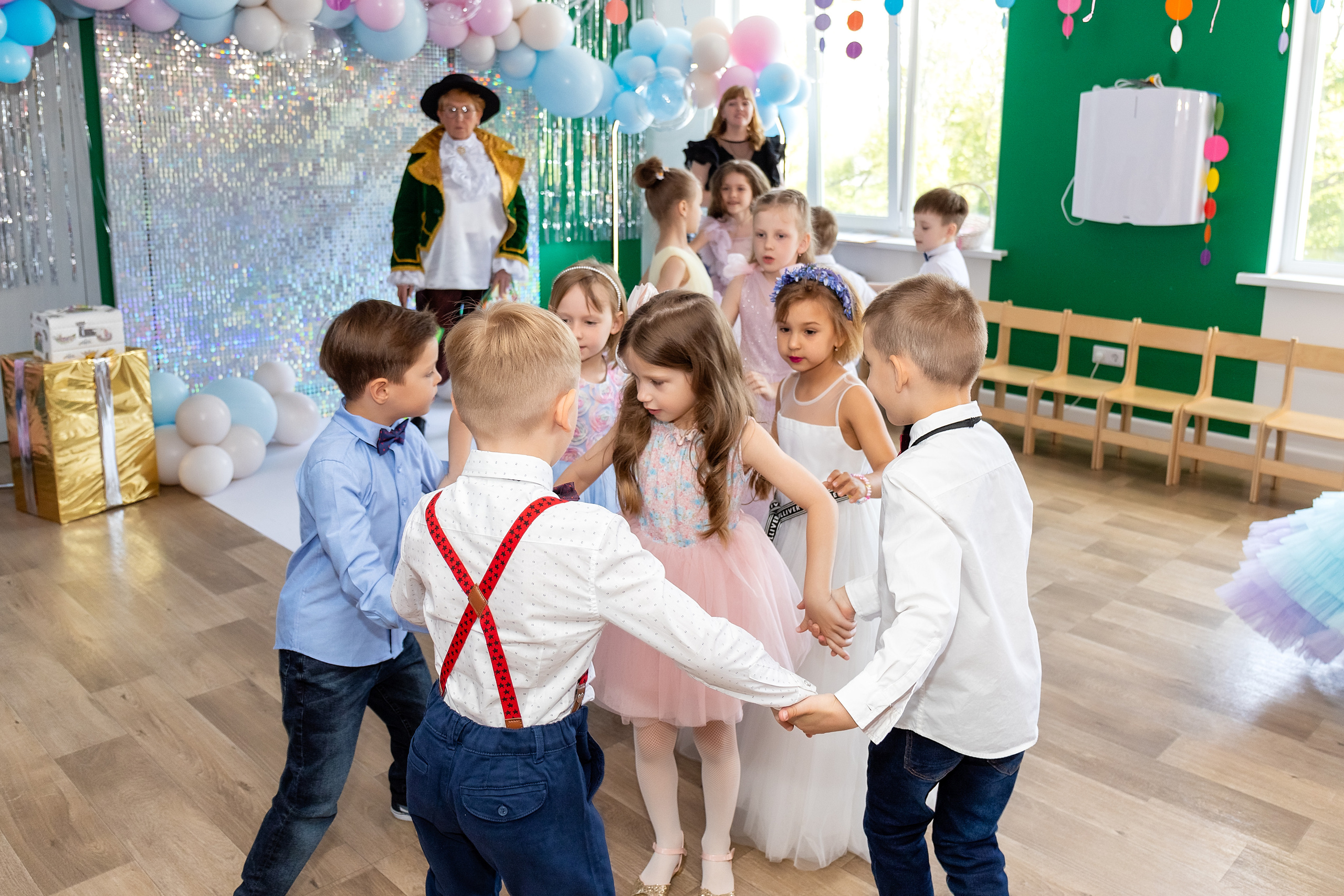 Выпускной. Детский сад 122. Стильный выпускной альбом Владивосток фотограф Вероника Мигачева