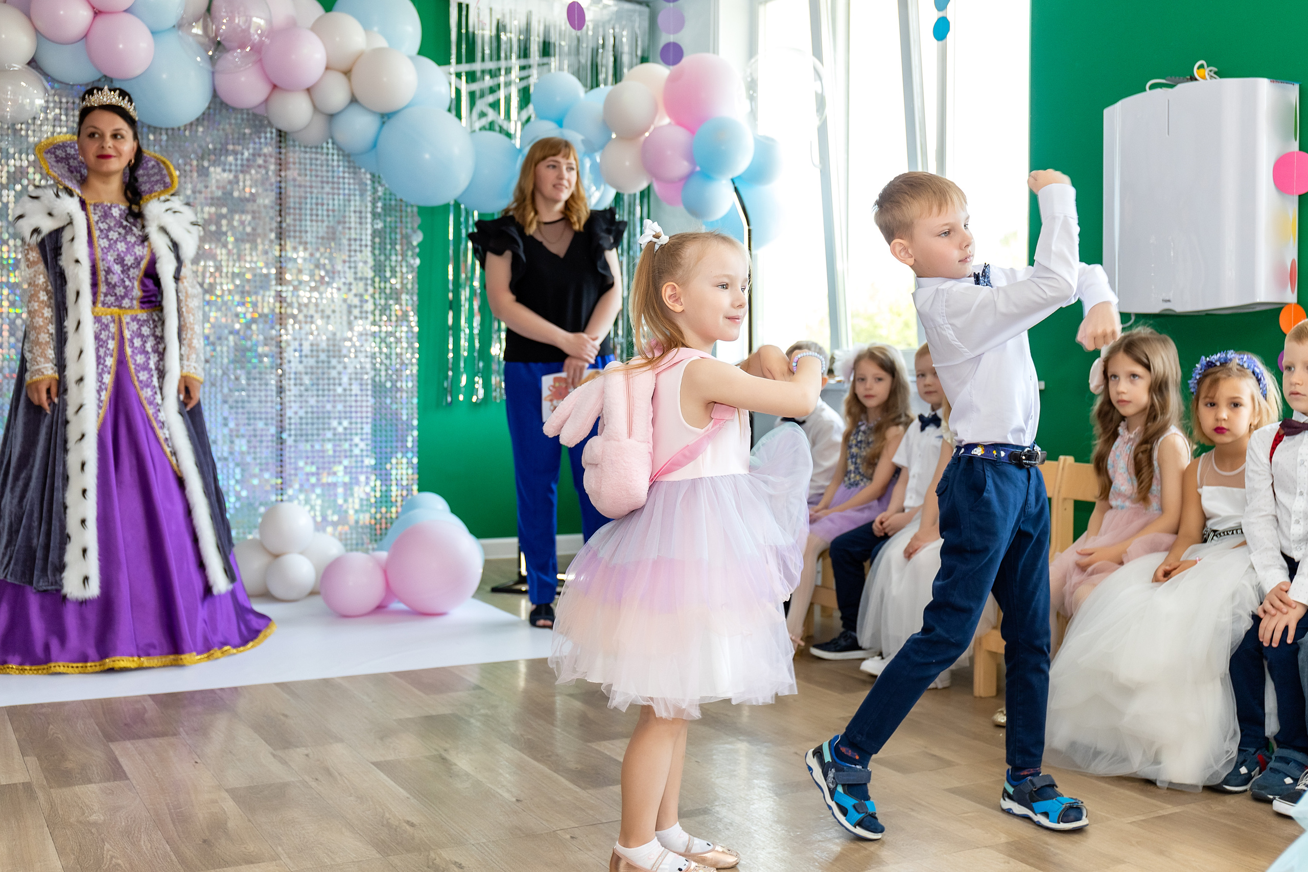 Выпускной. Детский сад 122. Стильный выпускной альбом Владивосток фотограф Вероника Мигачева