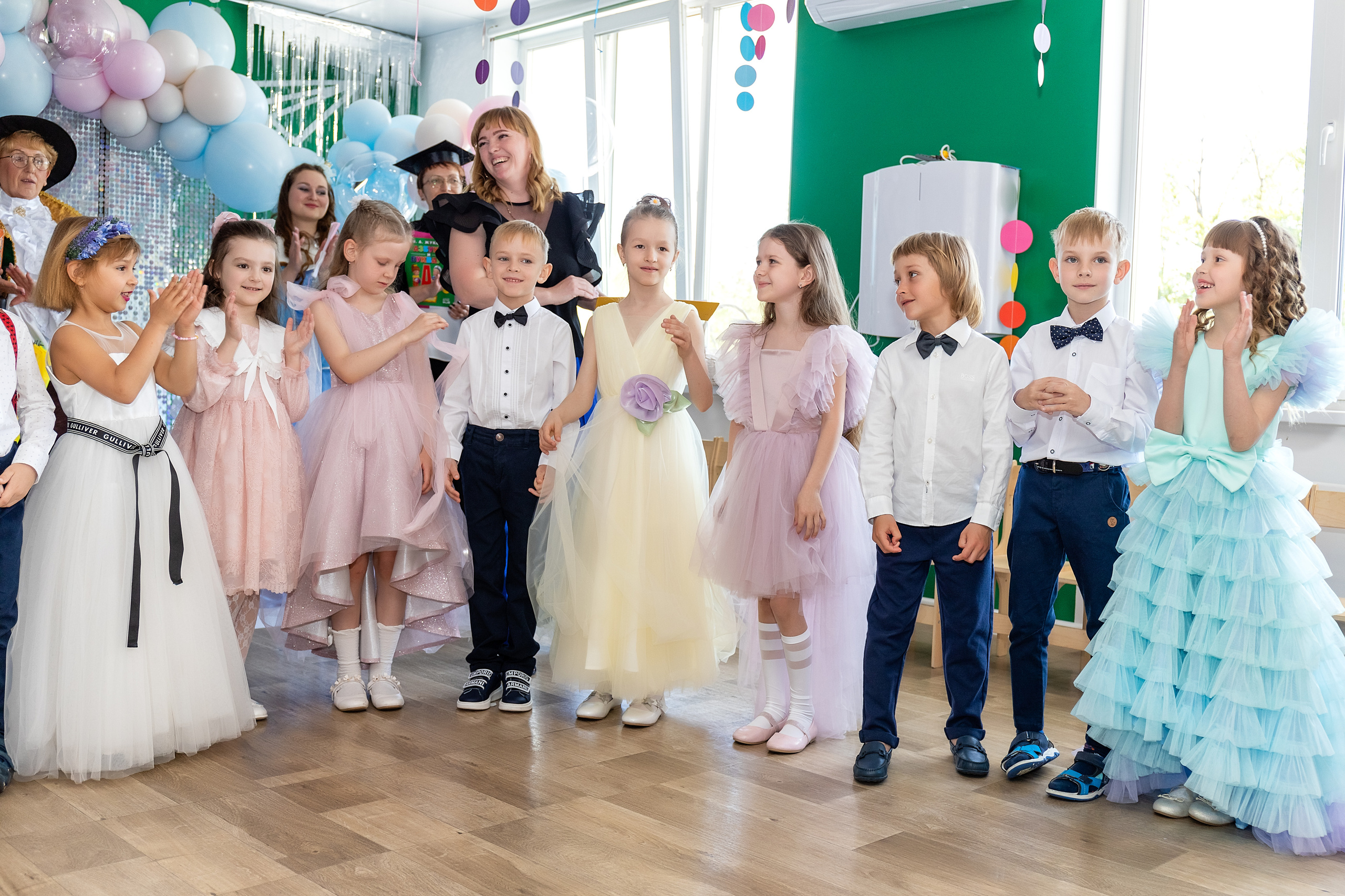 Выпускной. Детский сад 122. Стильный выпускной альбом Владивосток фотограф Вероника Мигачева
