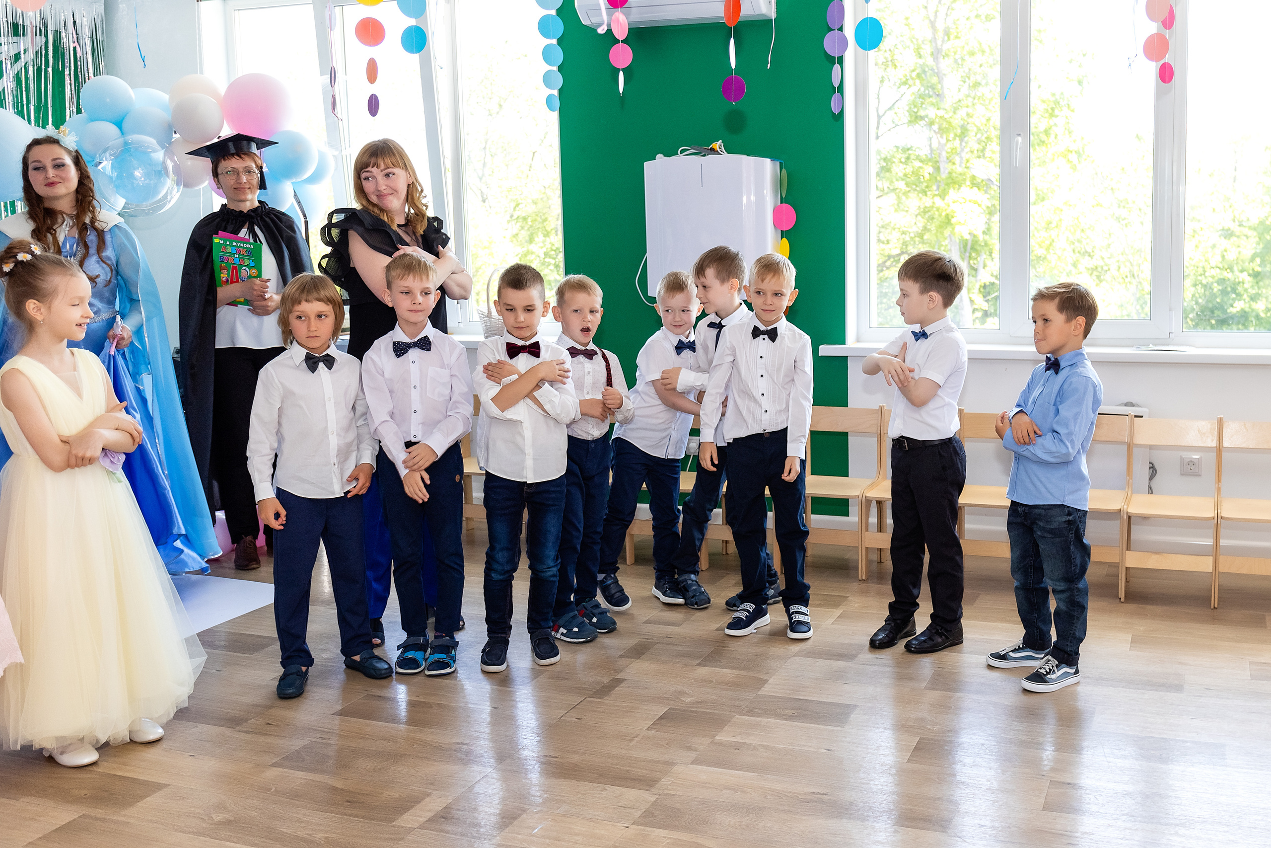 Выпускной. Детский сад 122. Стильный выпускной альбом Владивосток фотограф Вероника Мигачева