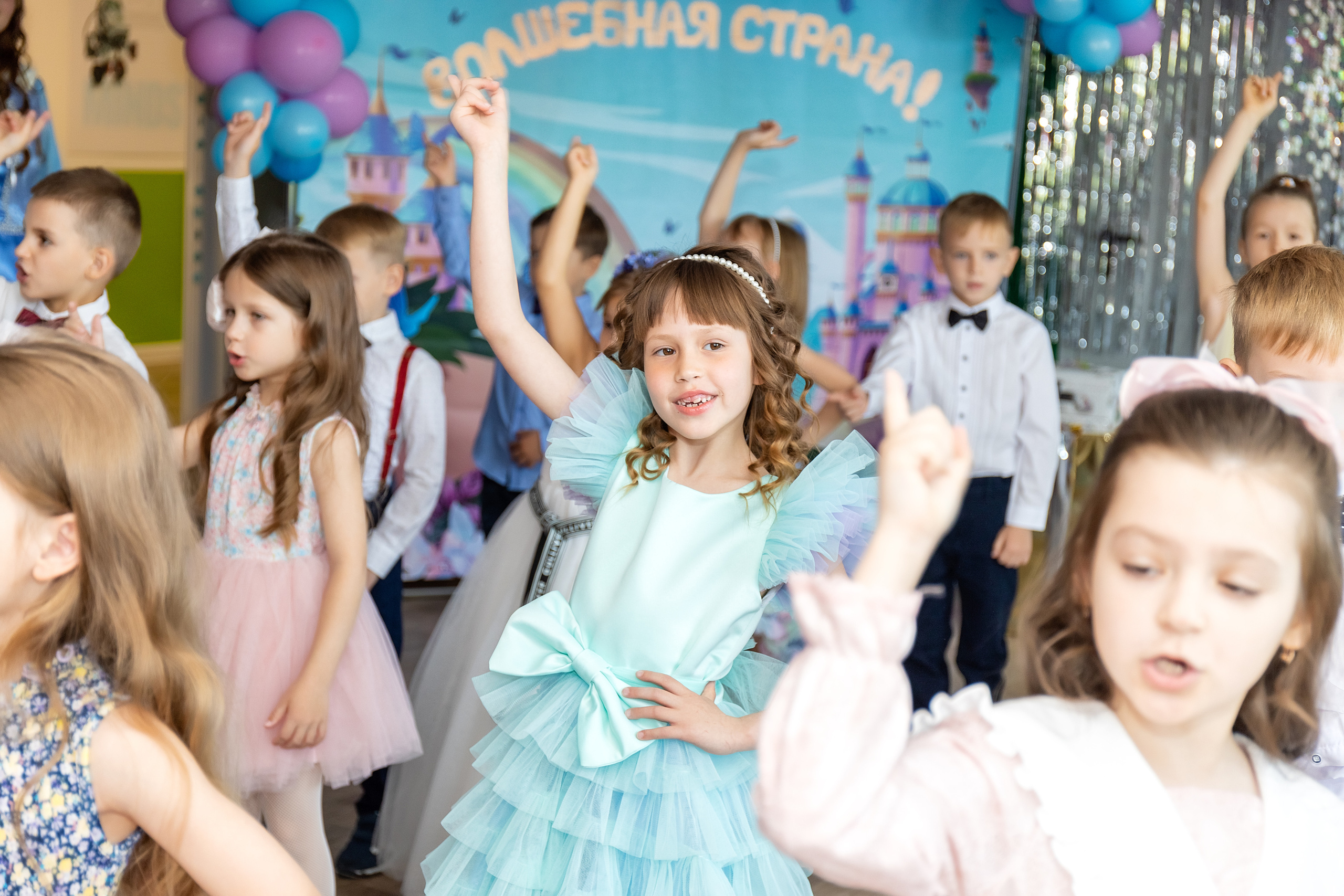 Выпускной. Детский сад 122. Стильный выпускной альбом Владивосток фотограф Вероника Мигачева