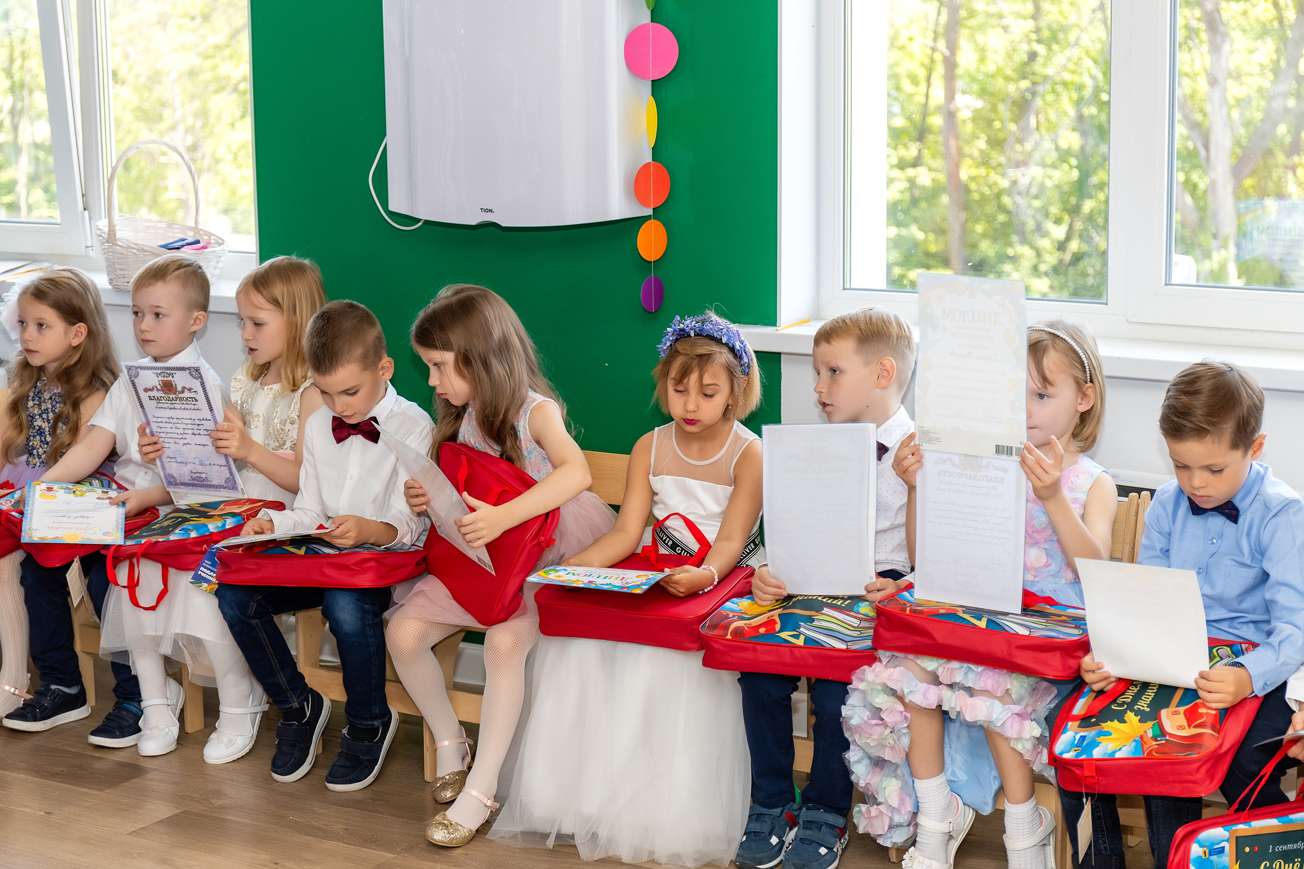 Выпускной. Детский сад 122. Стильный выпускной альбом Владивосток фотограф Вероника Мигачева