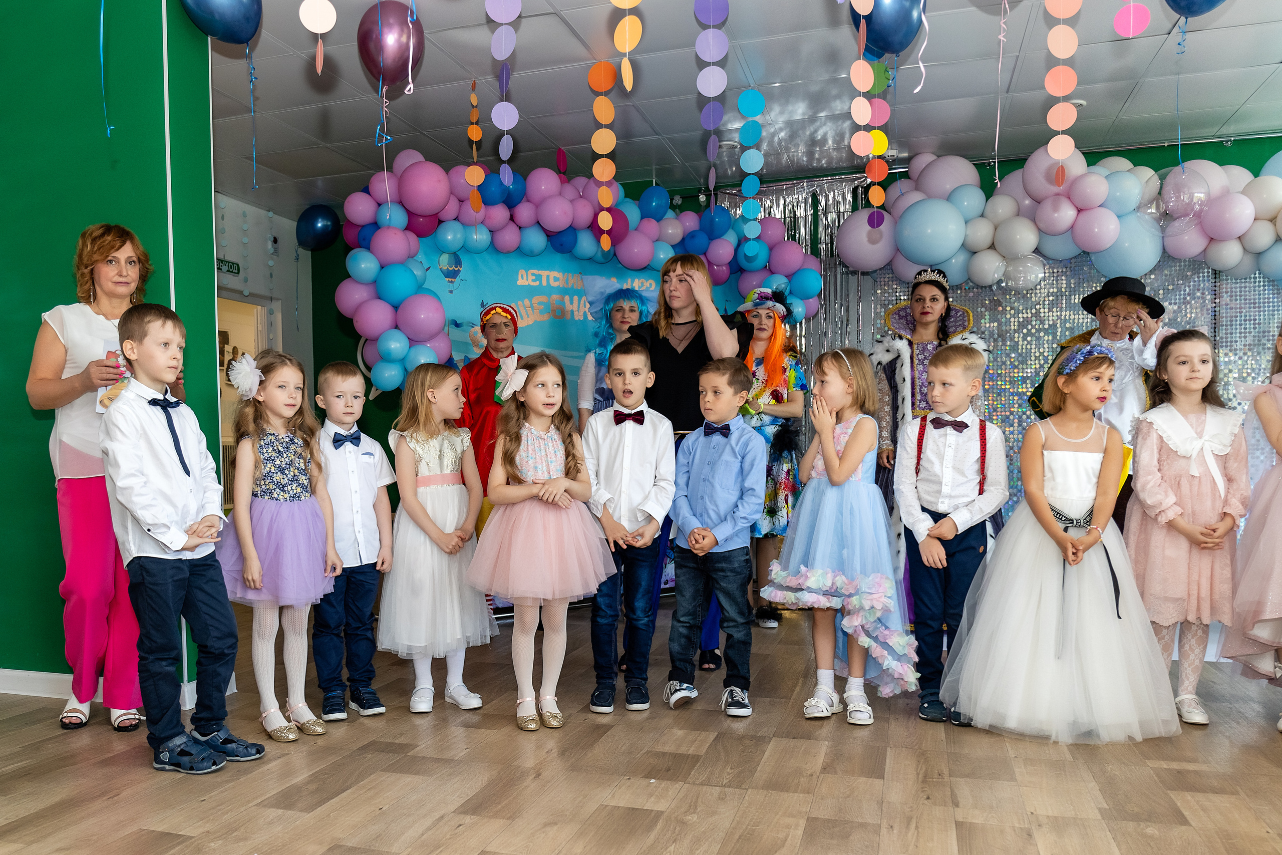 Выпускной. Детский сад 122. Стильный выпускной альбом Владивосток фотограф Вероника Мигачева