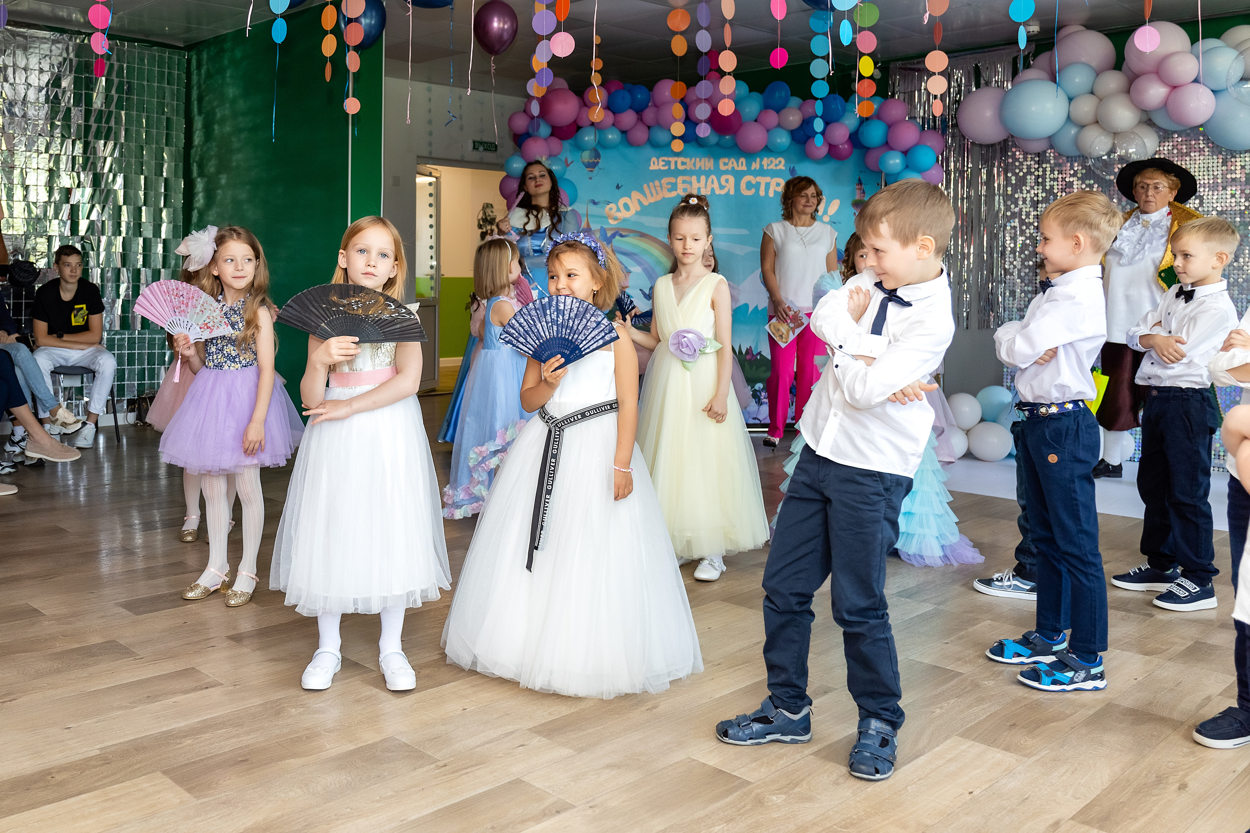 Выпускной. Детский сад 122. Стильный выпускной альбом Владивосток фотограф Вероника Мигачева