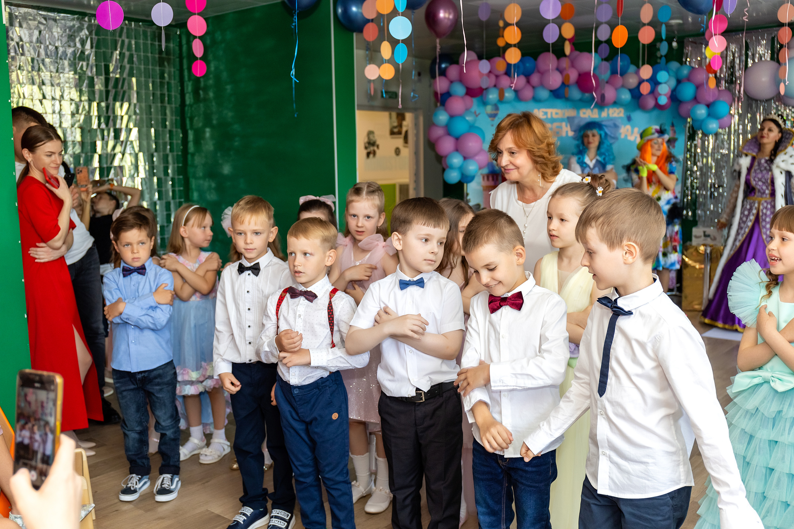 Выпускной. Детский сад 122. Стильный выпускной альбом Владивосток фотограф Вероника Мигачева