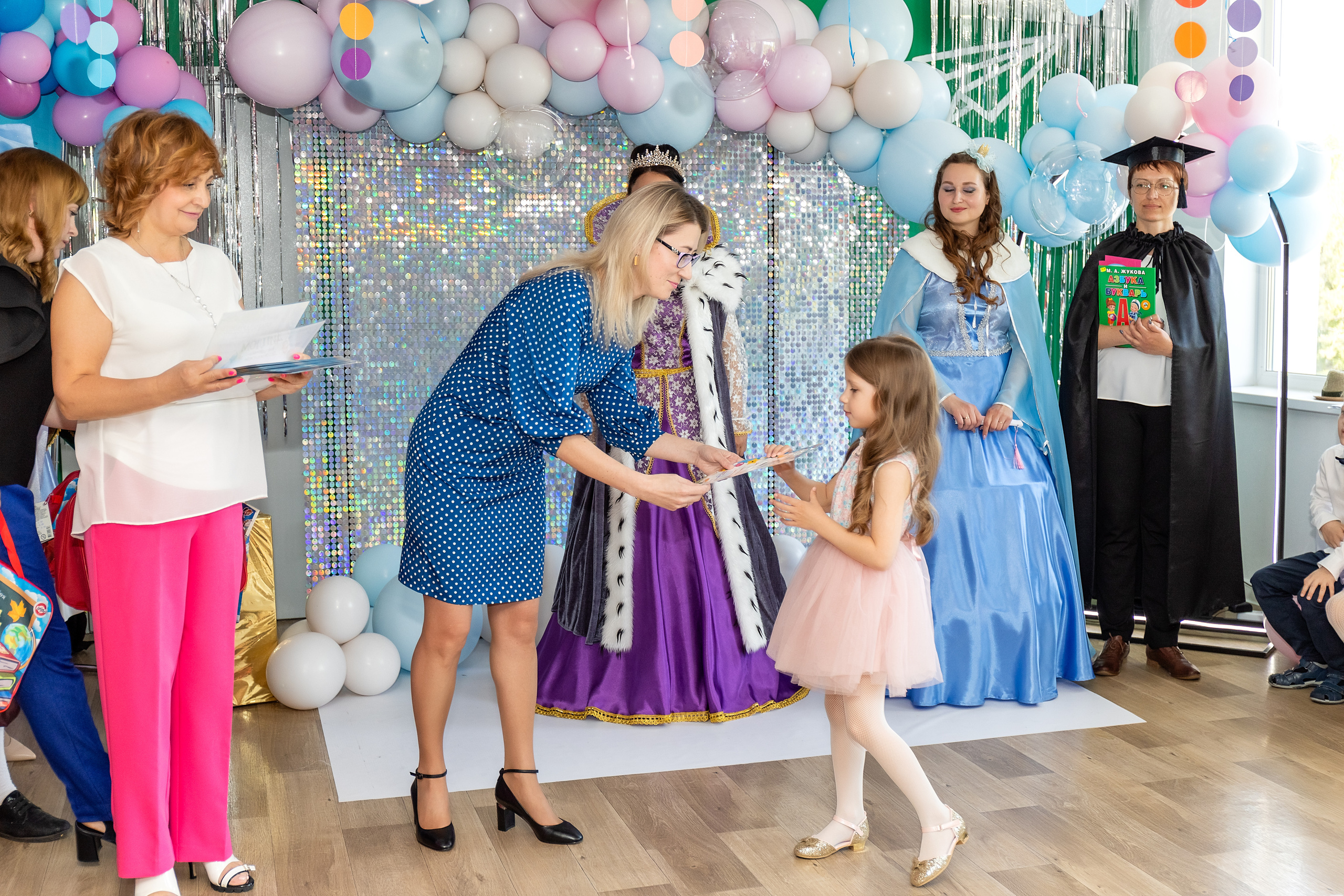Выпускной. Детский сад 122. Стильный выпускной альбом Владивосток фотограф Вероника Мигачева