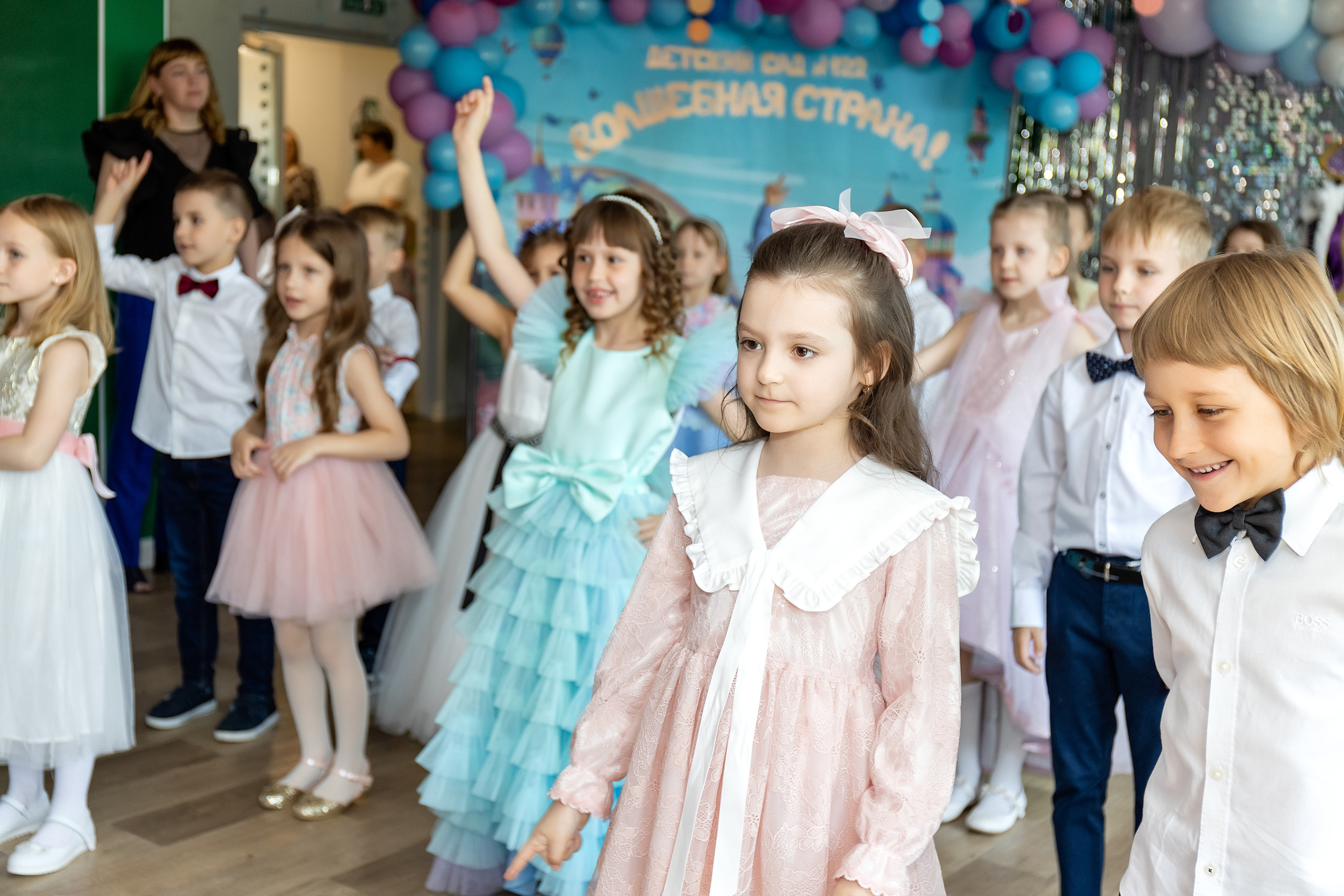 Выпускной. Детский сад 122. Стильный выпускной альбом Владивосток фотограф Вероника Мигачева