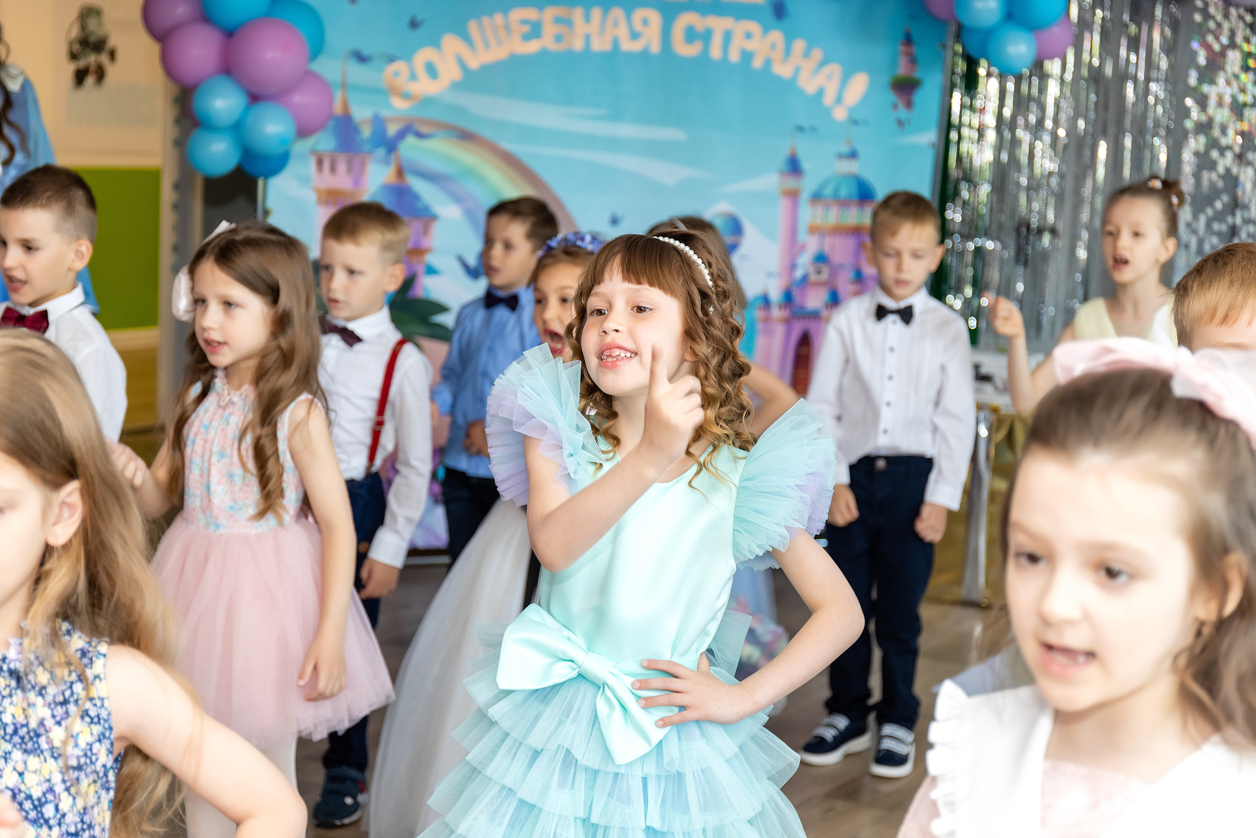 Выпускной. Детский сад 122. Стильный выпускной альбом Владивосток фотограф Вероника Мигачева