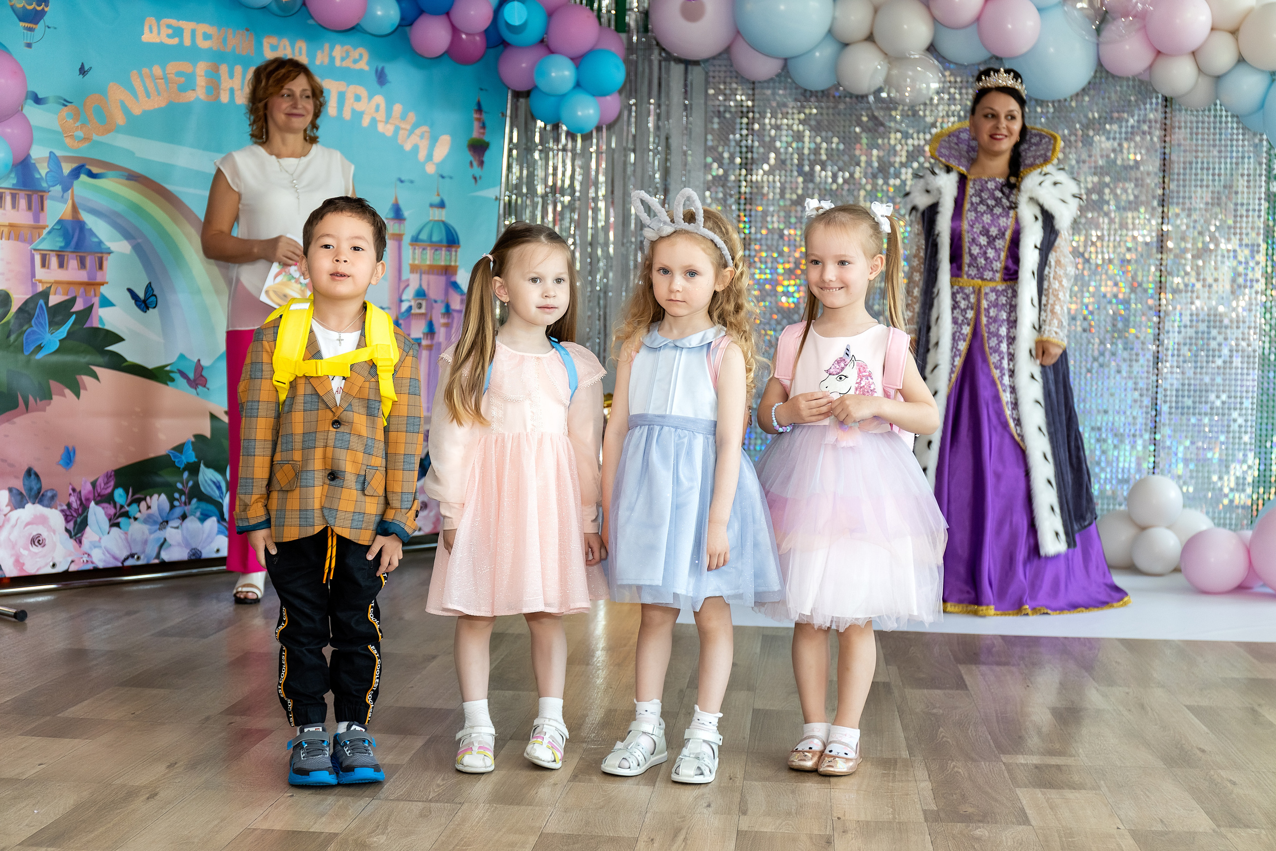Выпускной. Детский сад 122. Стильный выпускной альбом Владивосток фотограф Вероника Мигачева