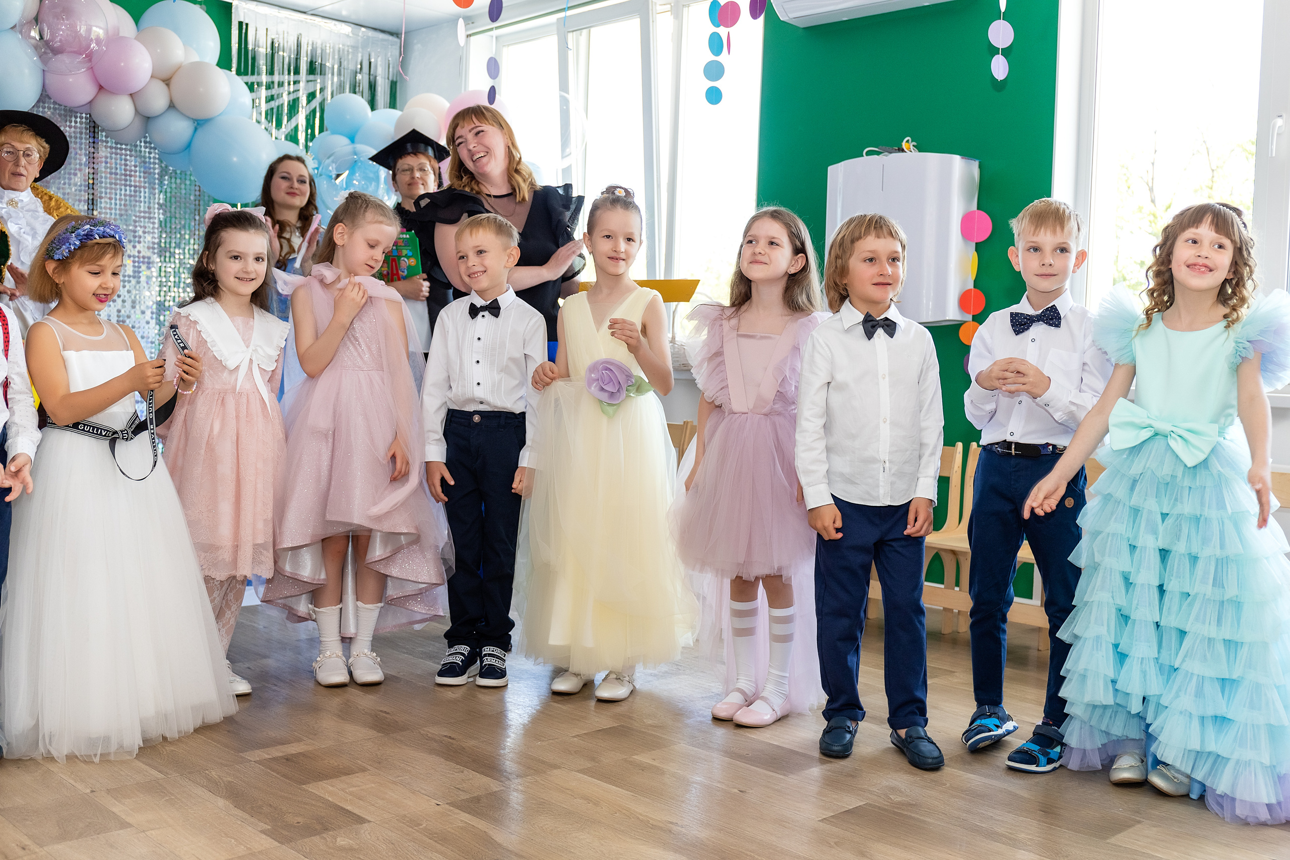 Выпускной. Детский сад 122. Стильный выпускной альбом Владивосток фотограф Вероника Мигачева