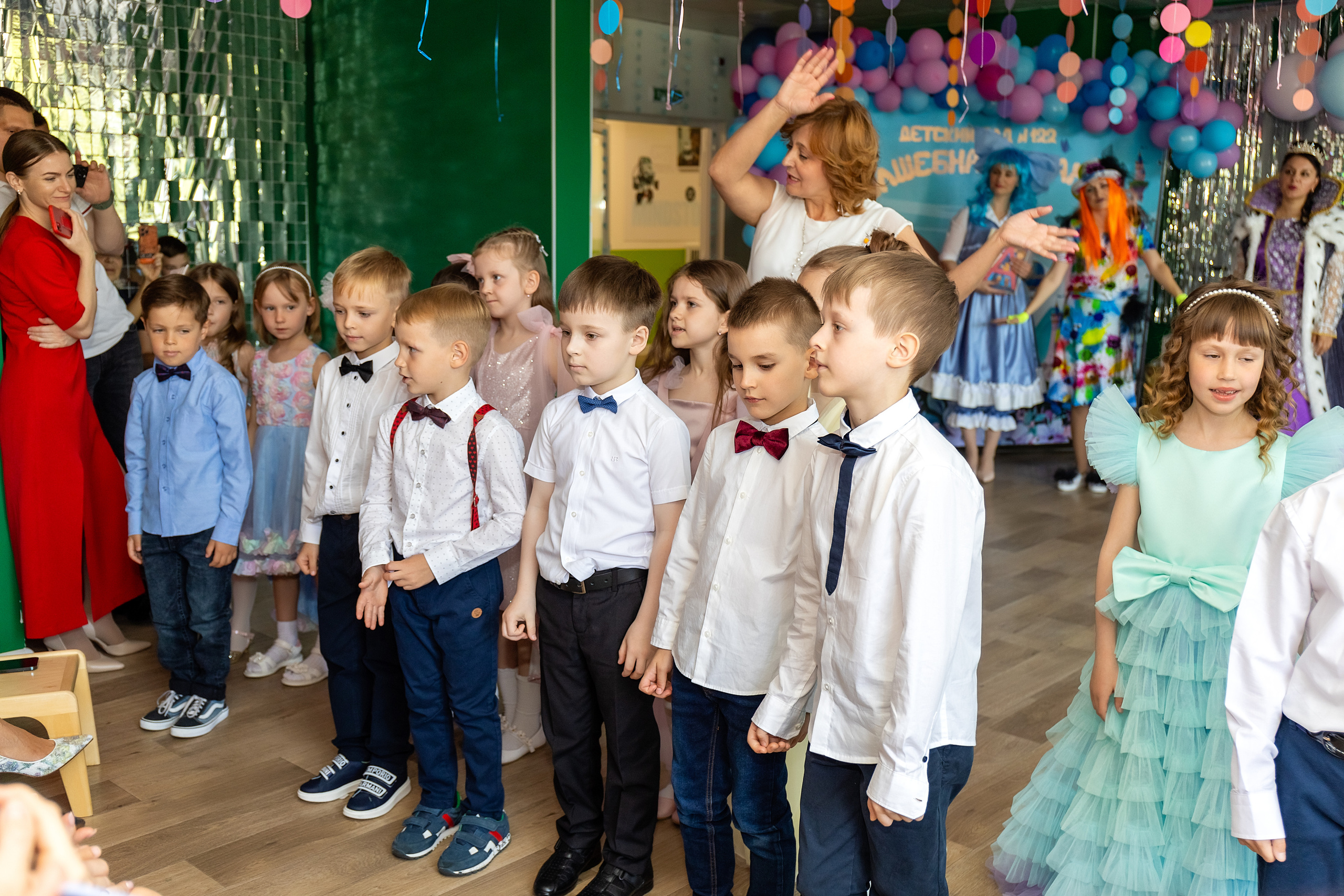 Выпускной. Детский сад 122. Стильный выпускной альбом Владивосток фотограф Вероника Мигачева