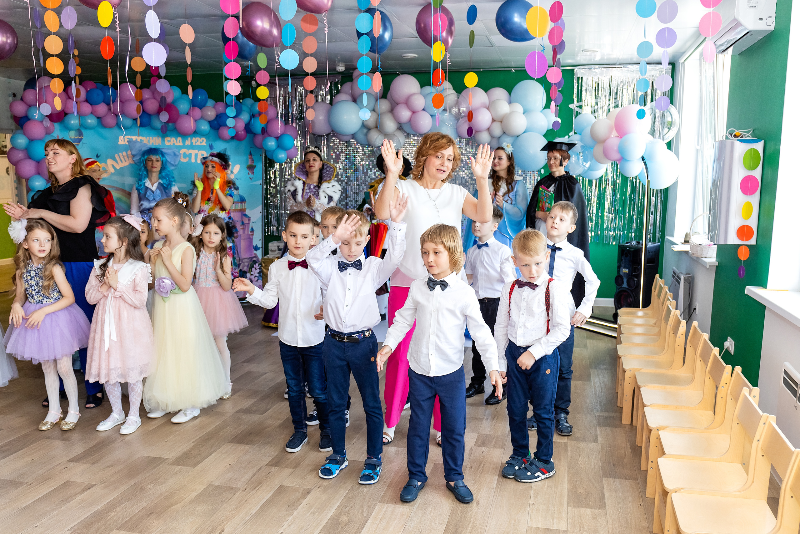 Выпускной. Детский сад 122. Стильный выпускной альбом Владивосток фотограф Вероника Мигачева