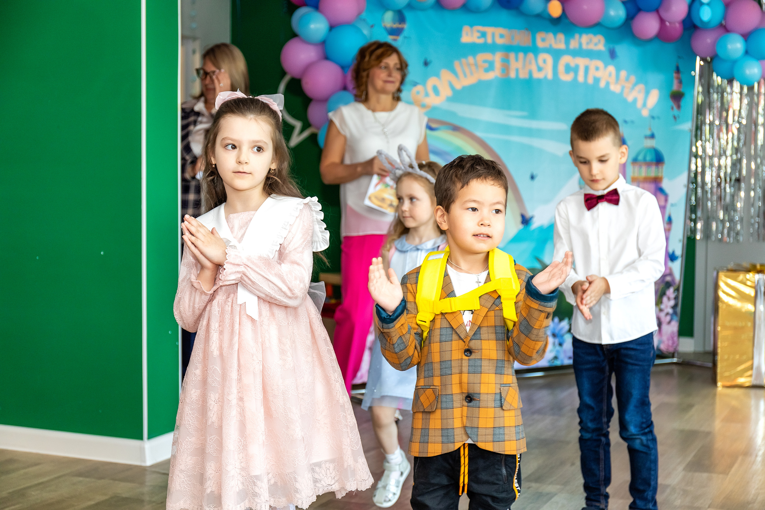 Выпускной. Детский сад 122. Стильный выпускной альбом Владивосток фотограф Вероника Мигачева