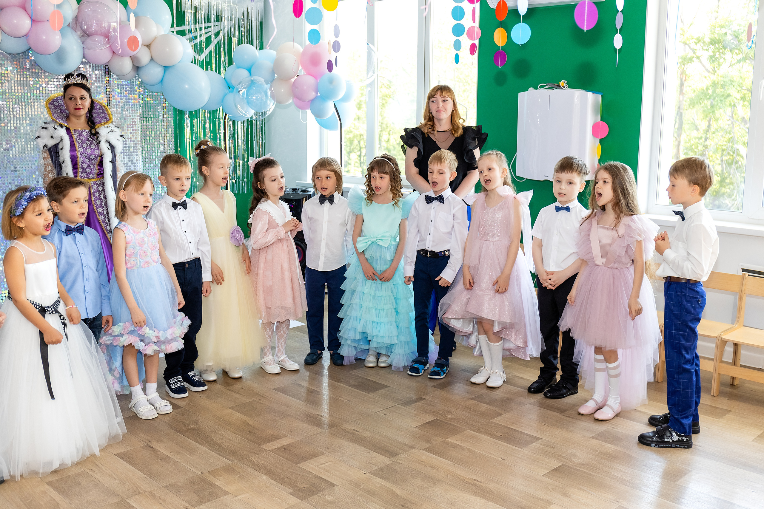 Выпускной. Детский сад 122. Стильный выпускной альбом Владивосток фотограф Вероника Мигачева