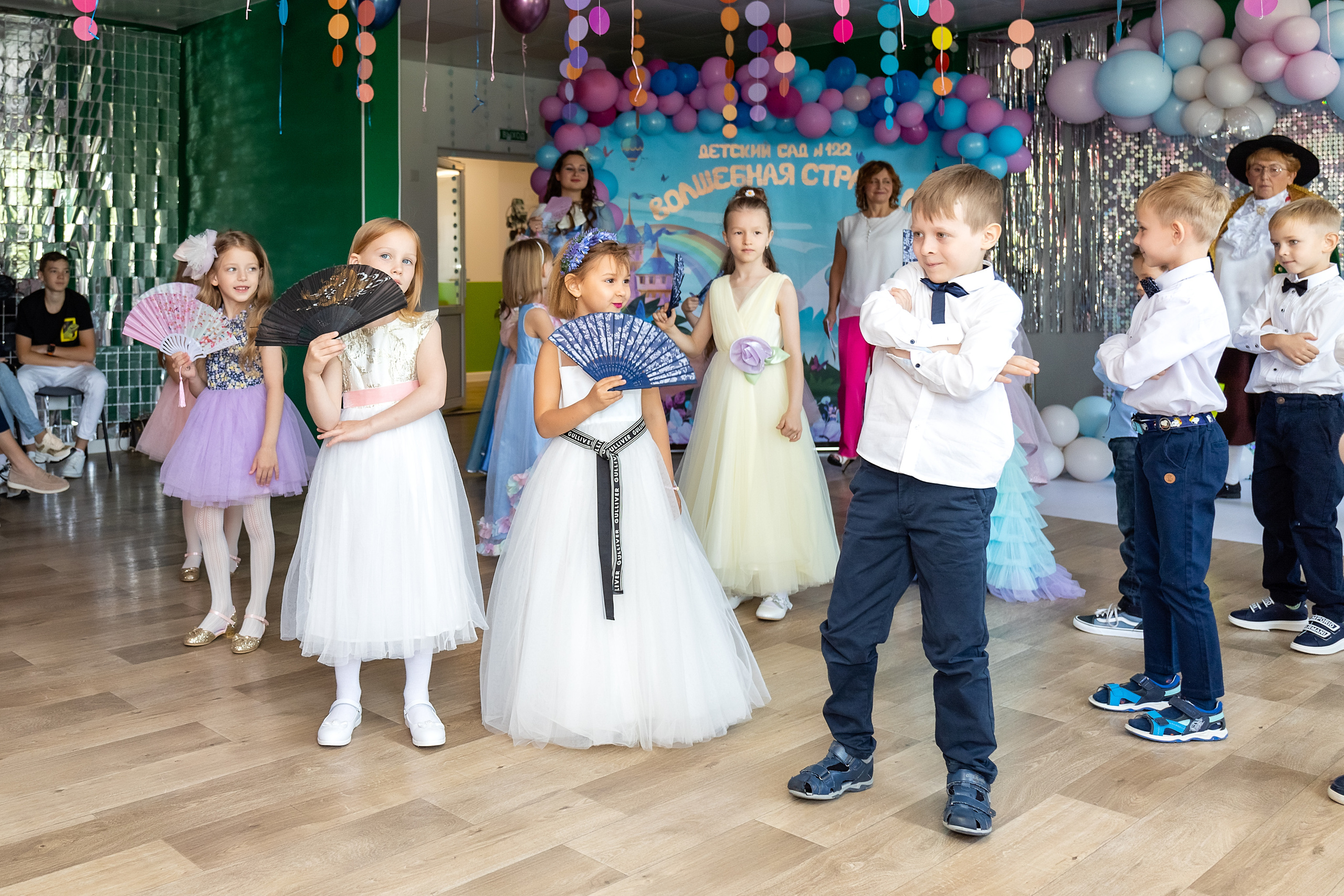 Выпускной. Детский сад 122. Стильный выпускной альбом Владивосток фотограф Вероника Мигачева