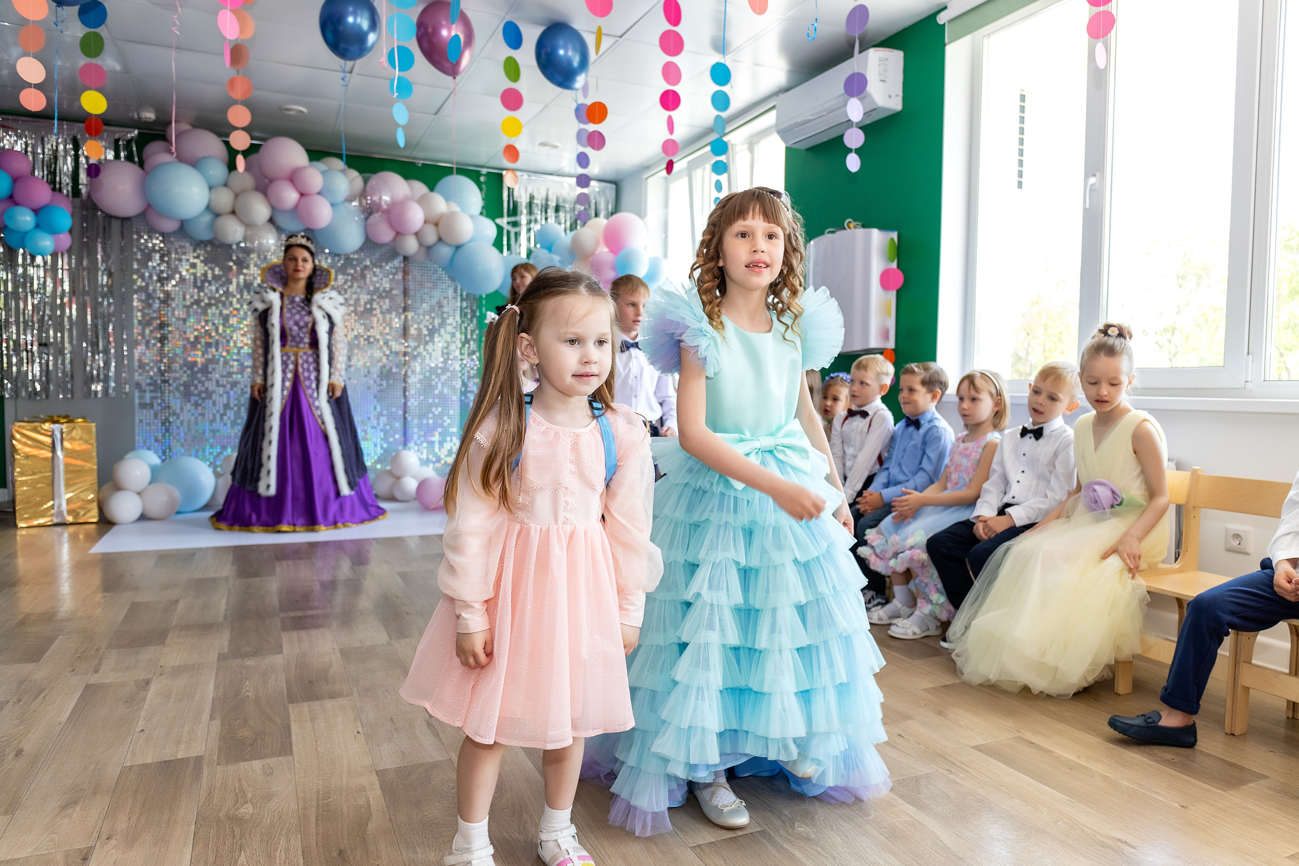 Выпускной. Детский сад 122. Стильный выпускной альбом Владивосток фотограф Вероника Мигачева