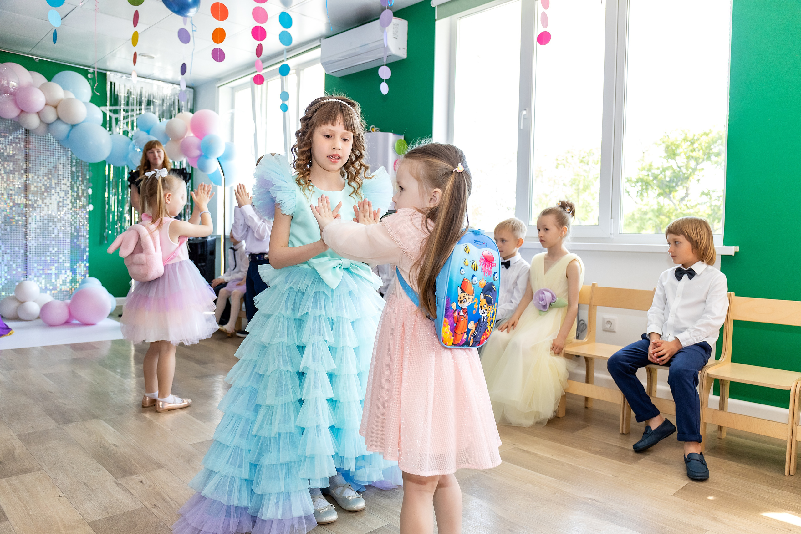 Выпускной. Детский сад 122. Стильный выпускной альбом Владивосток фотограф Вероника Мигачева