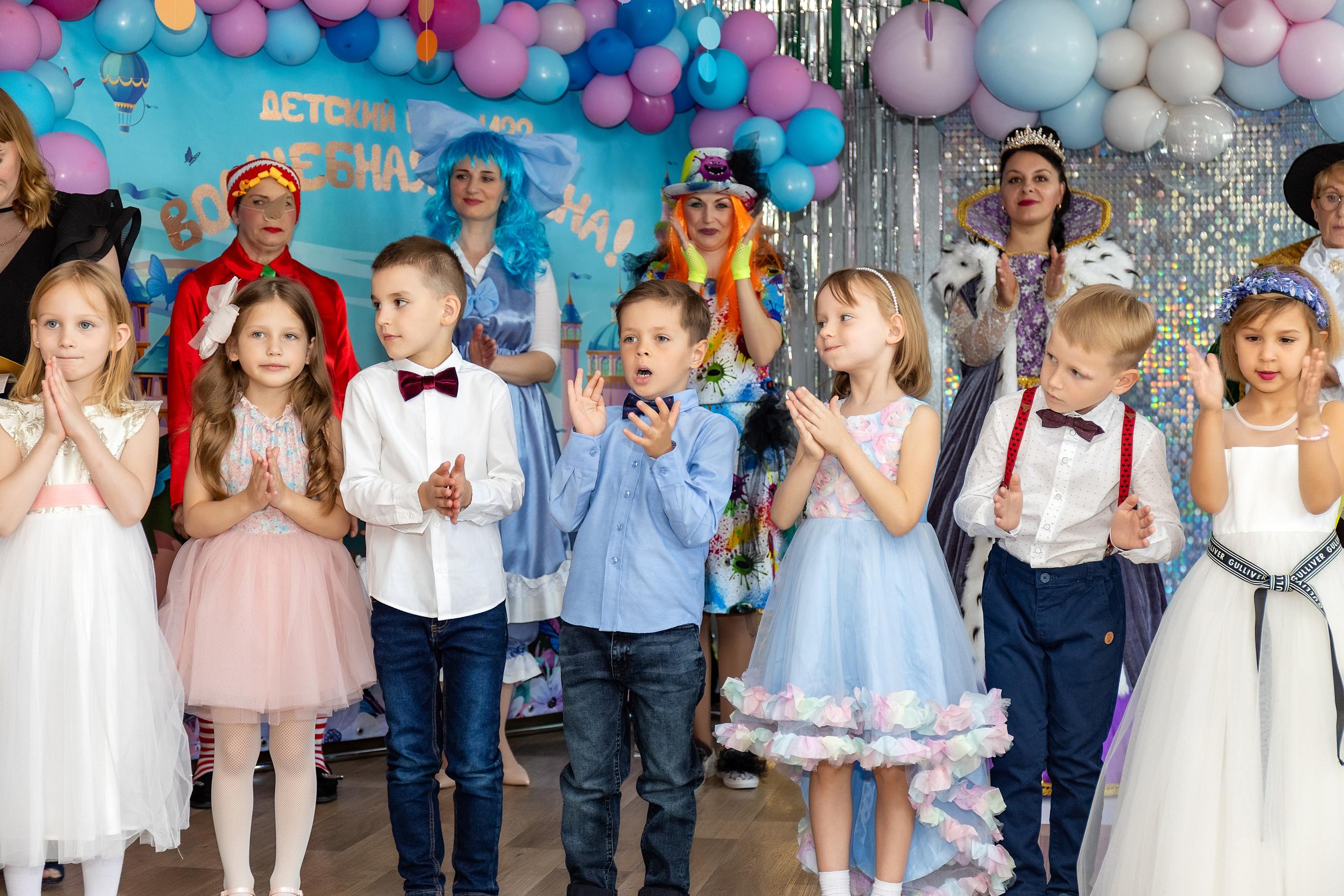 Выпускной. Детский сад 122. Стильный выпускной альбом Владивосток фотограф Вероника Мигачева