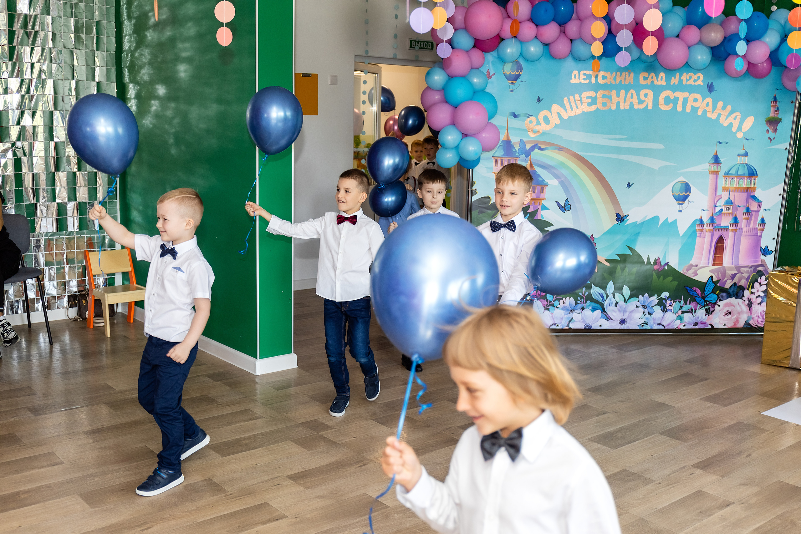 Выпускной. Детский сад 122. Стильный выпускной альбом Владивосток фотограф Вероника Мигачева