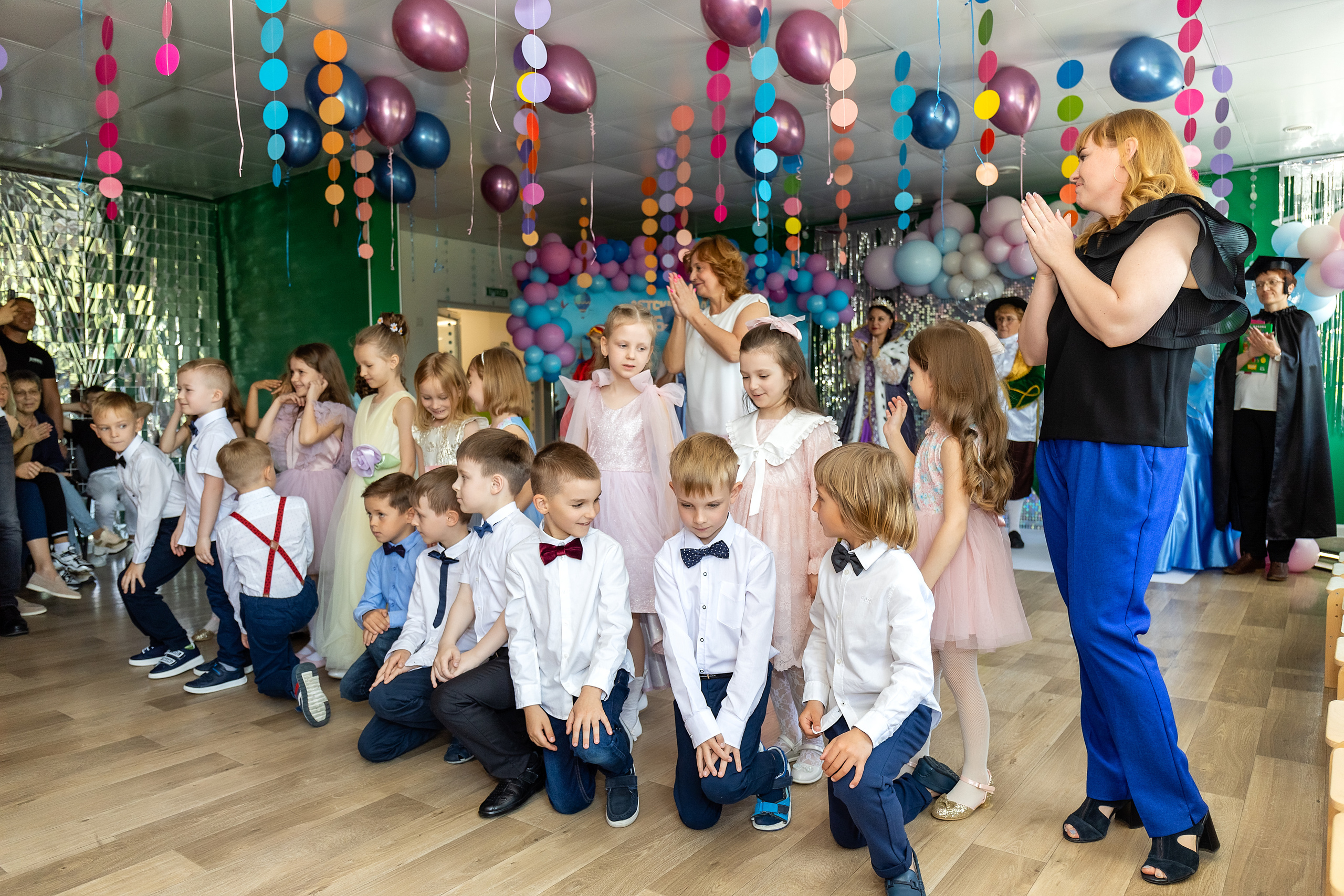 Выпускной. Детский сад 122. Стильный выпускной альбом Владивосток фотограф Вероника Мигачева