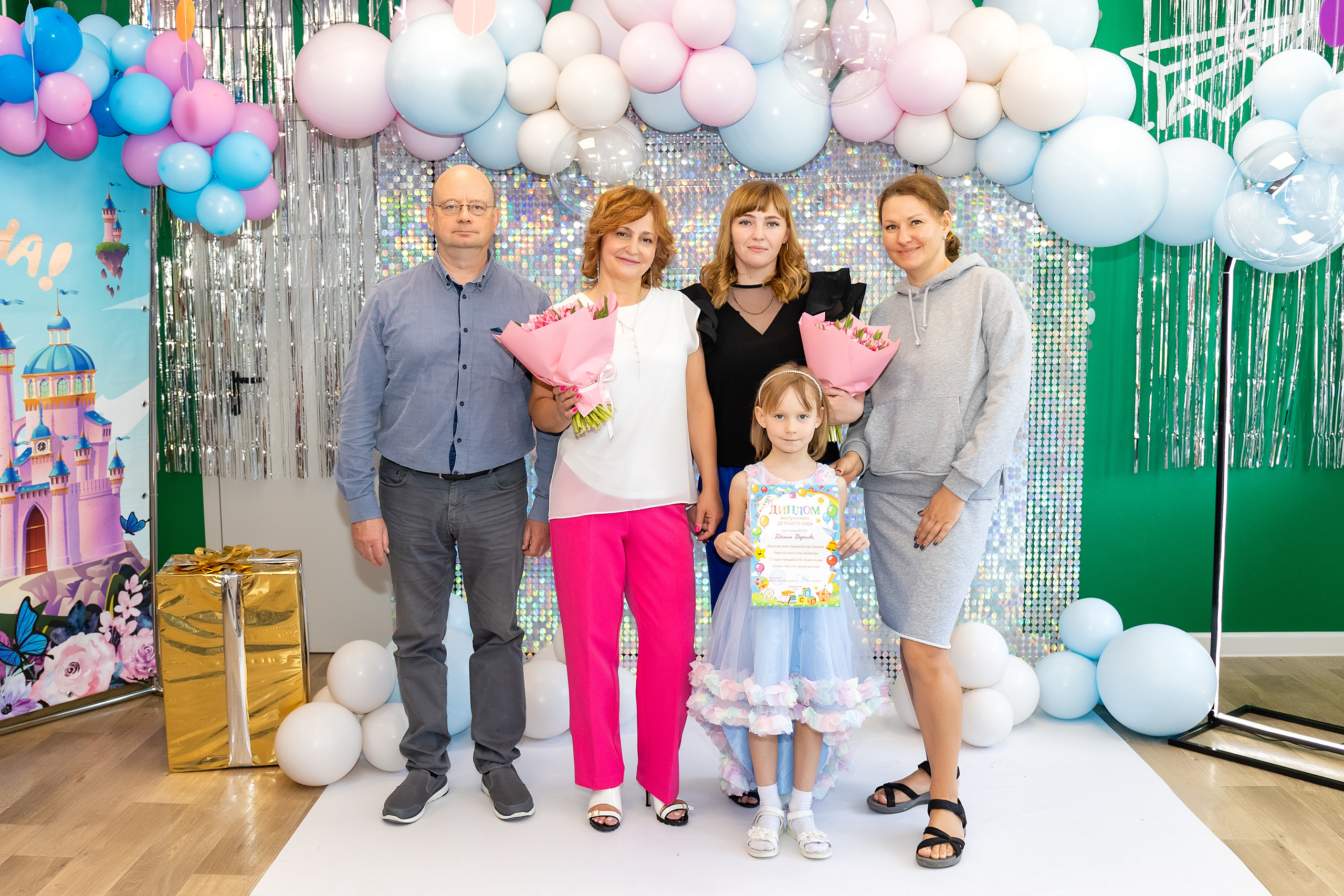 Выпускной. Детский сад 122. Стильный выпускной альбом Владивосток фотограф Вероника Мигачева