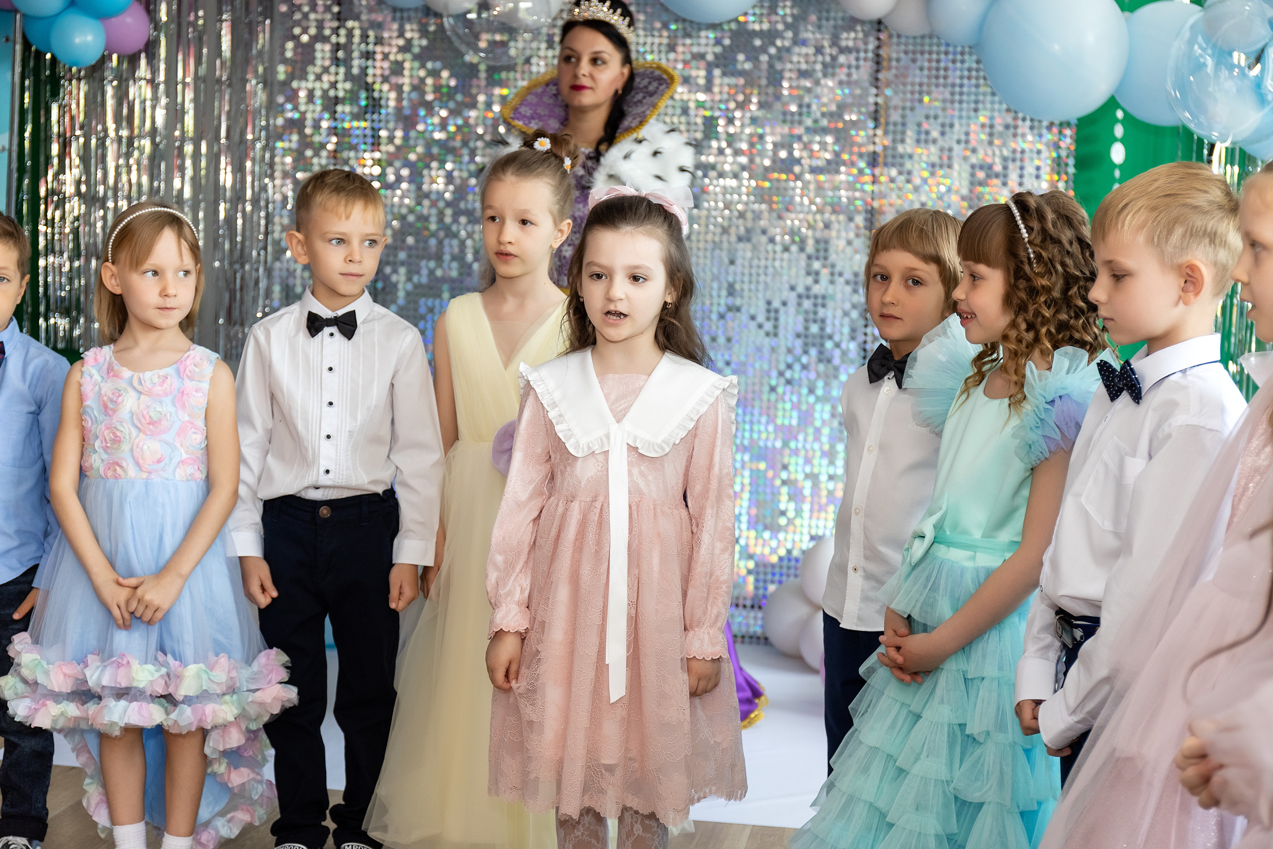 Выпускной. Детский сад 122. Стильный выпускной альбом Владивосток фотограф Вероника Мигачева