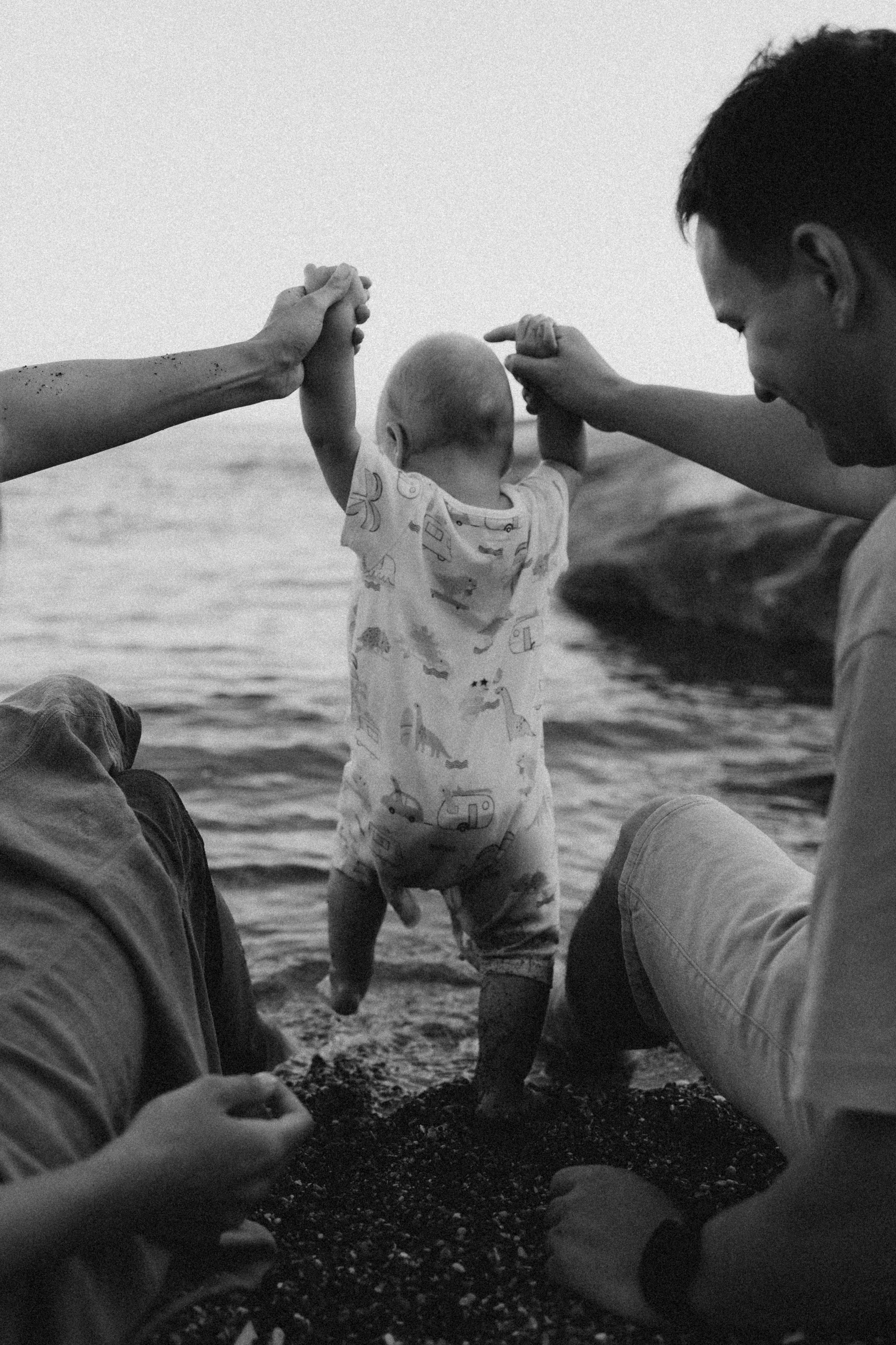 Прогулка у моря. Анастасия Кацуба. Фотограф материнства и семейный фотограф. Валенсия