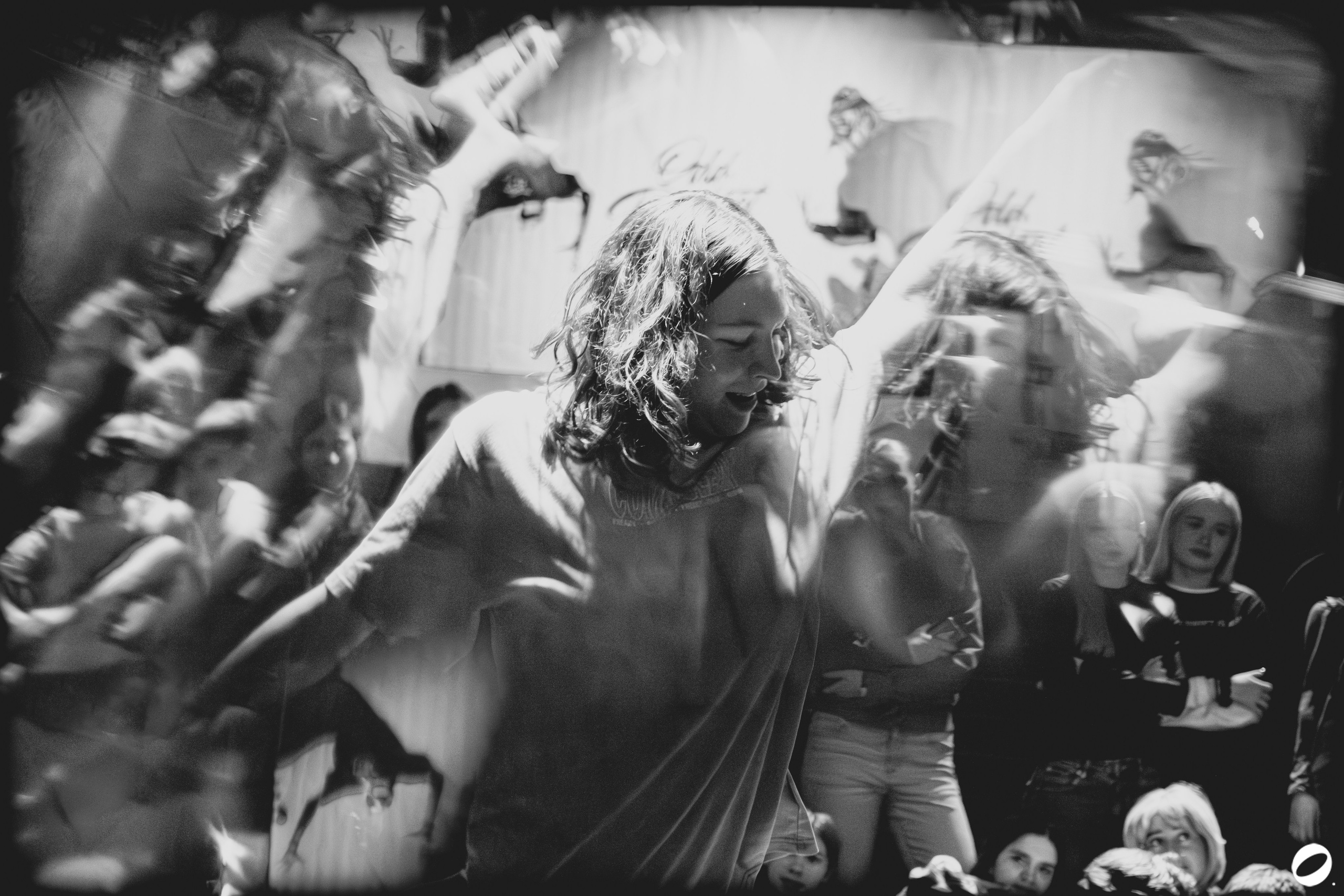 ODD.CLUB 04/04 (@youlovebu). Соня бу тебя сфоткала