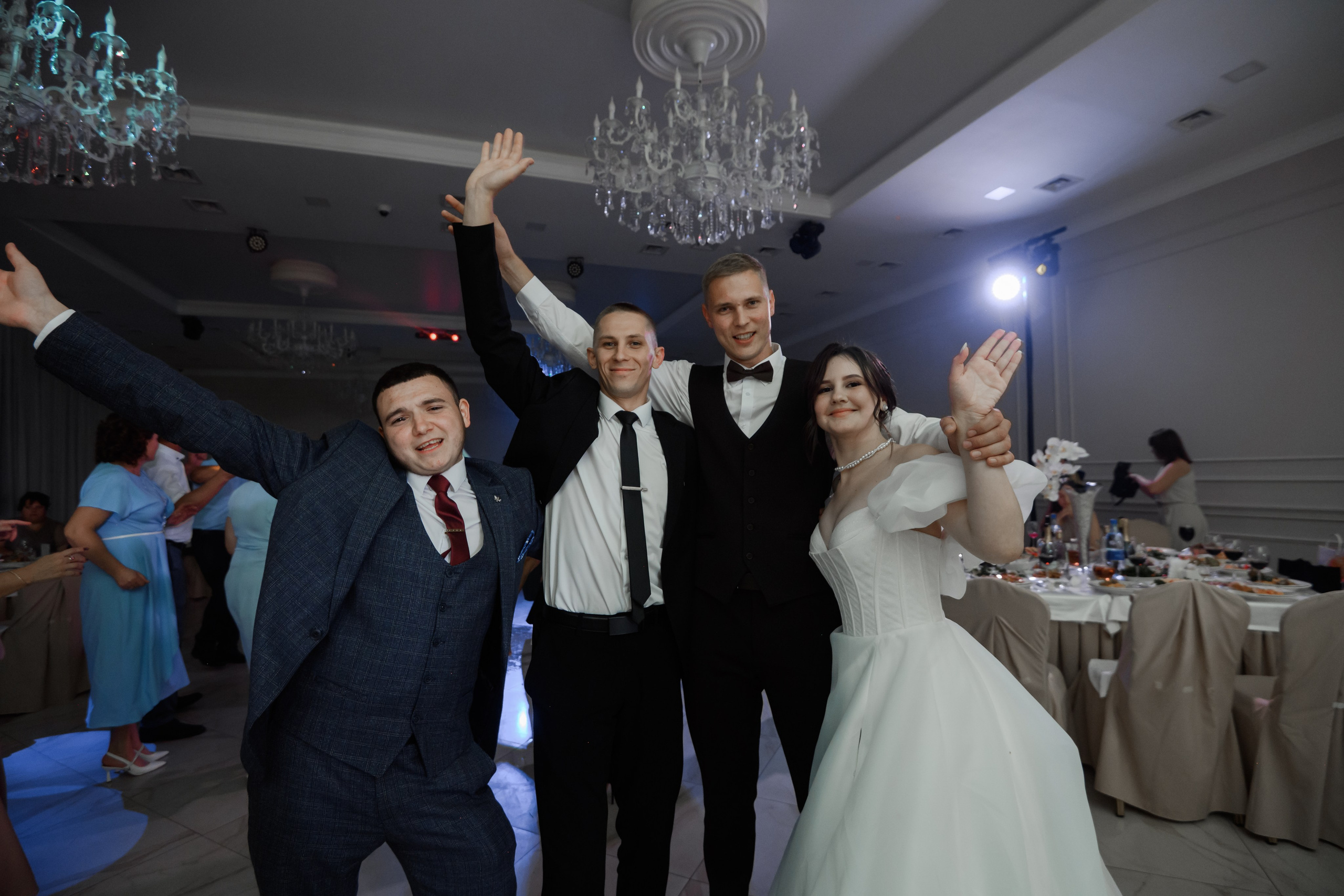 В + В. Свадебный фотограф в г. Астрахань. Так же выезжаю в другие города