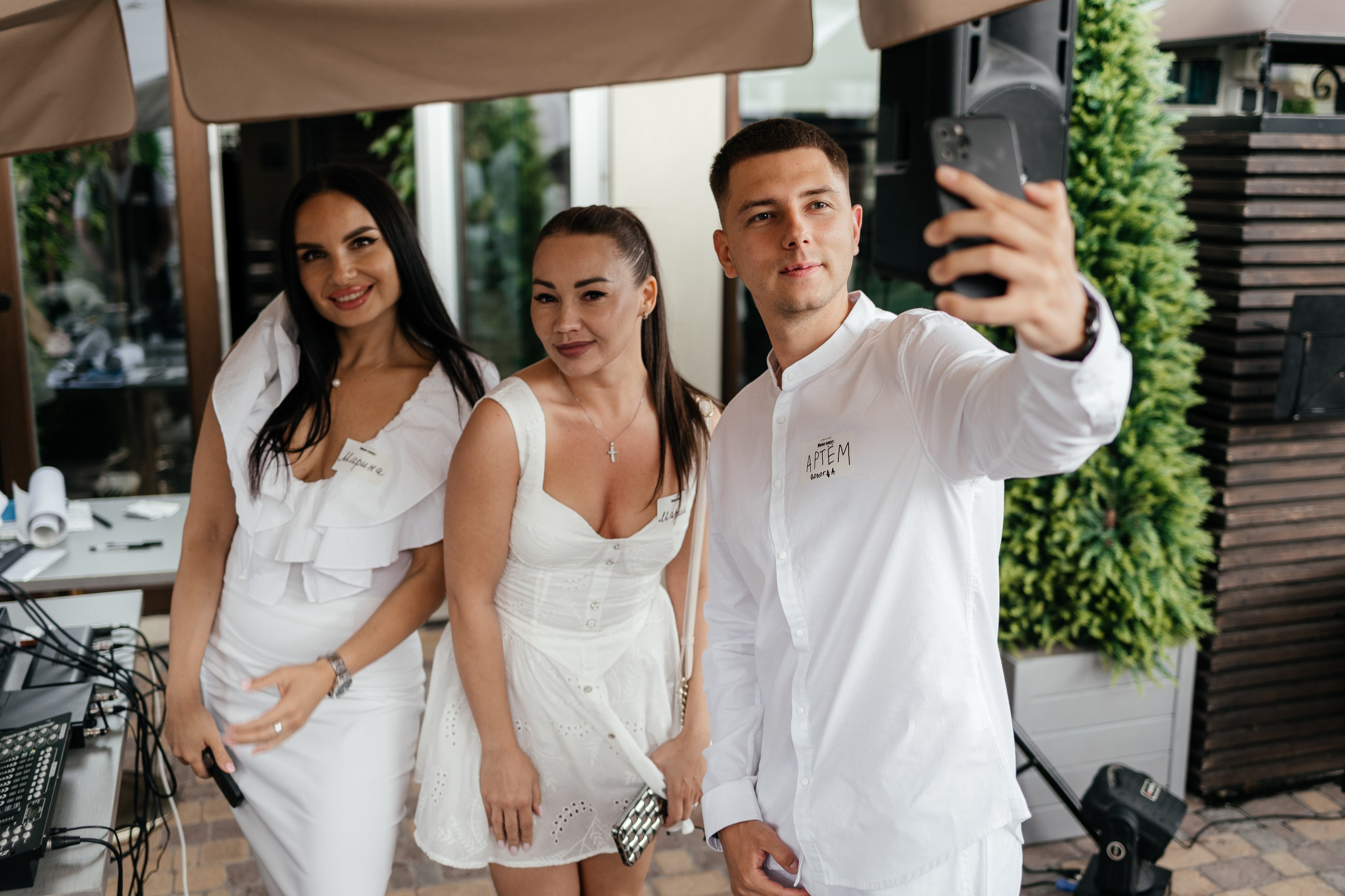 СЭНСЭЙ — бизнес клуб. Портретный и репортажный фотограф в Казани Максим Сипачев