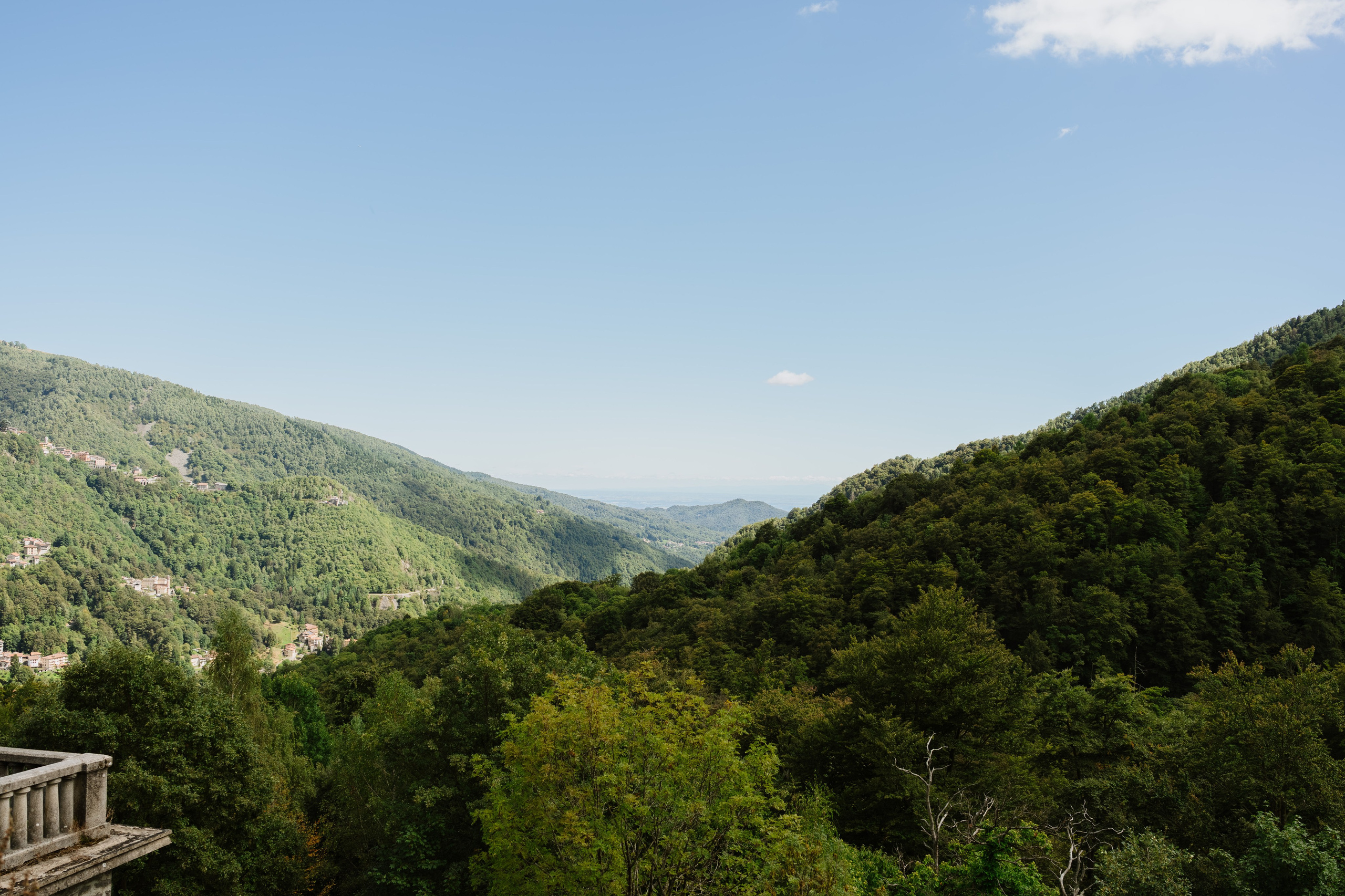 Vera & Lorenzo | Biella, Italy. Professional Wedding Photographer Geneva & Romande Switzerland | Tanya Creator