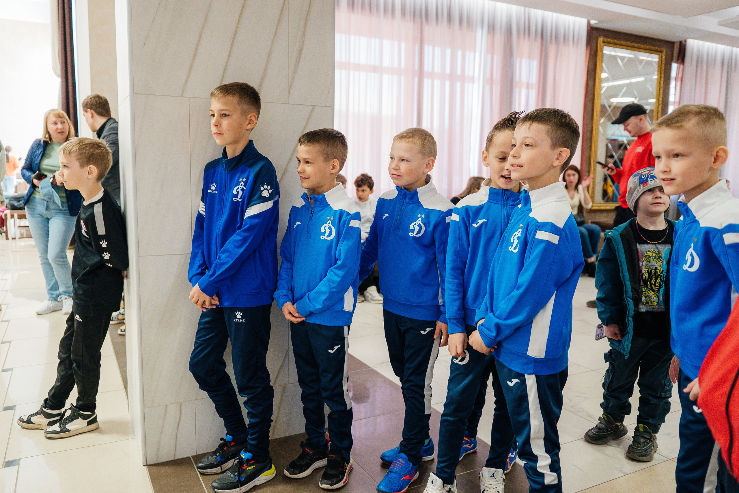 ЛИГА.БРО: JUNIOR 23/24. Свадебный и репортажный фотограф Никита Сницарев в Барнауле