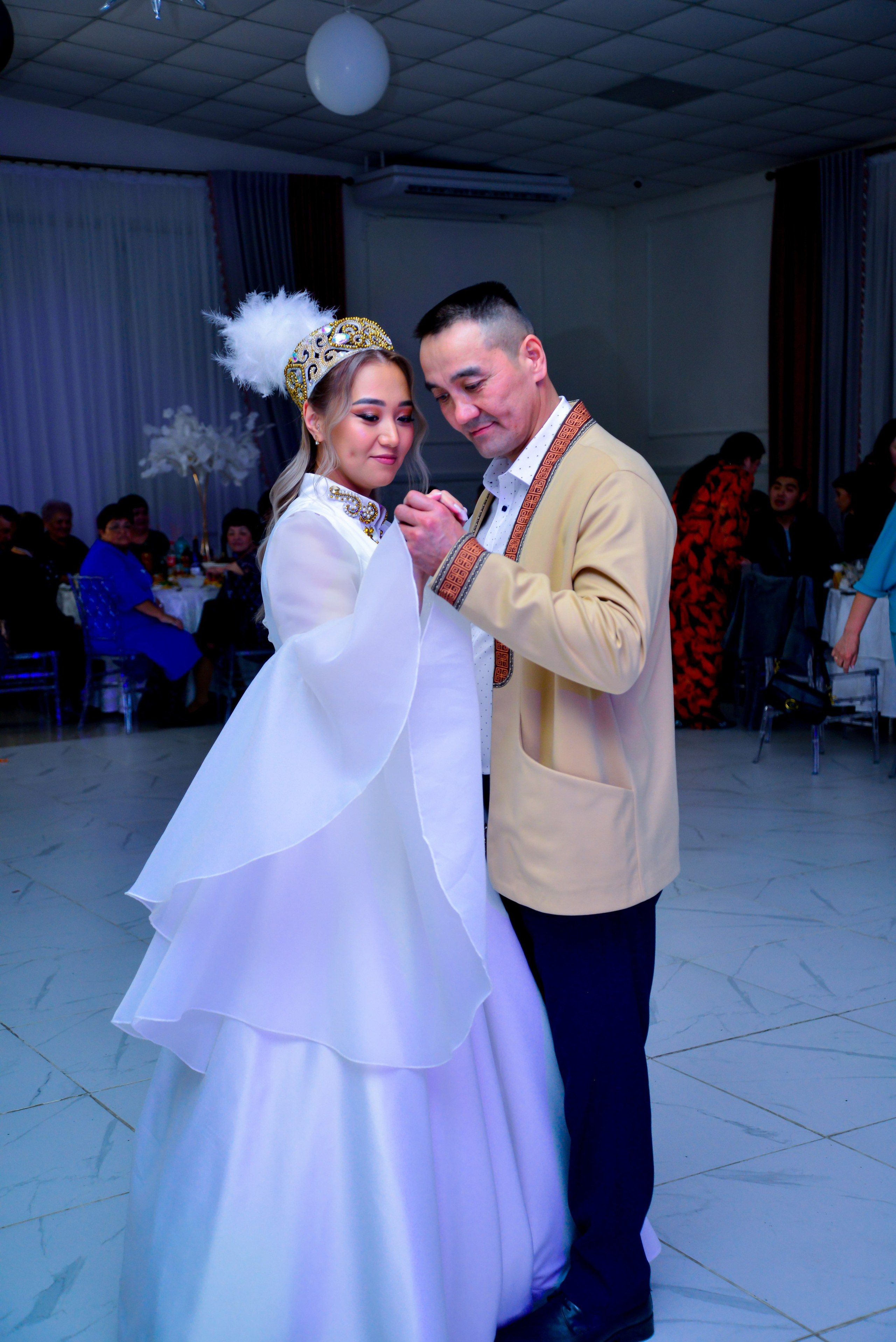 Кыз узату Сабины. Главная