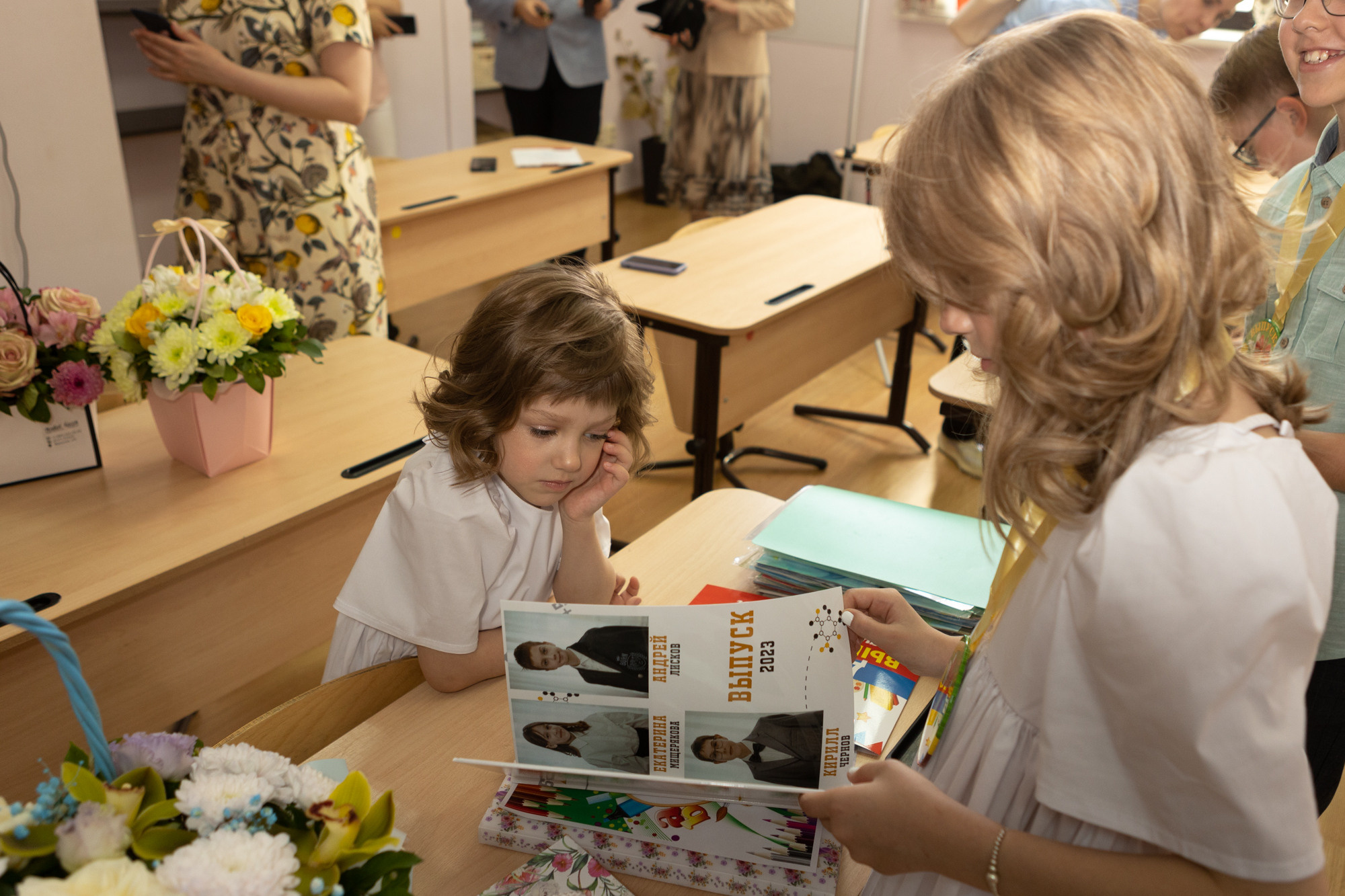 Выпускной 4а в школе «Олимп». Фотограф в Оренбурге. Профессиональный фотограф