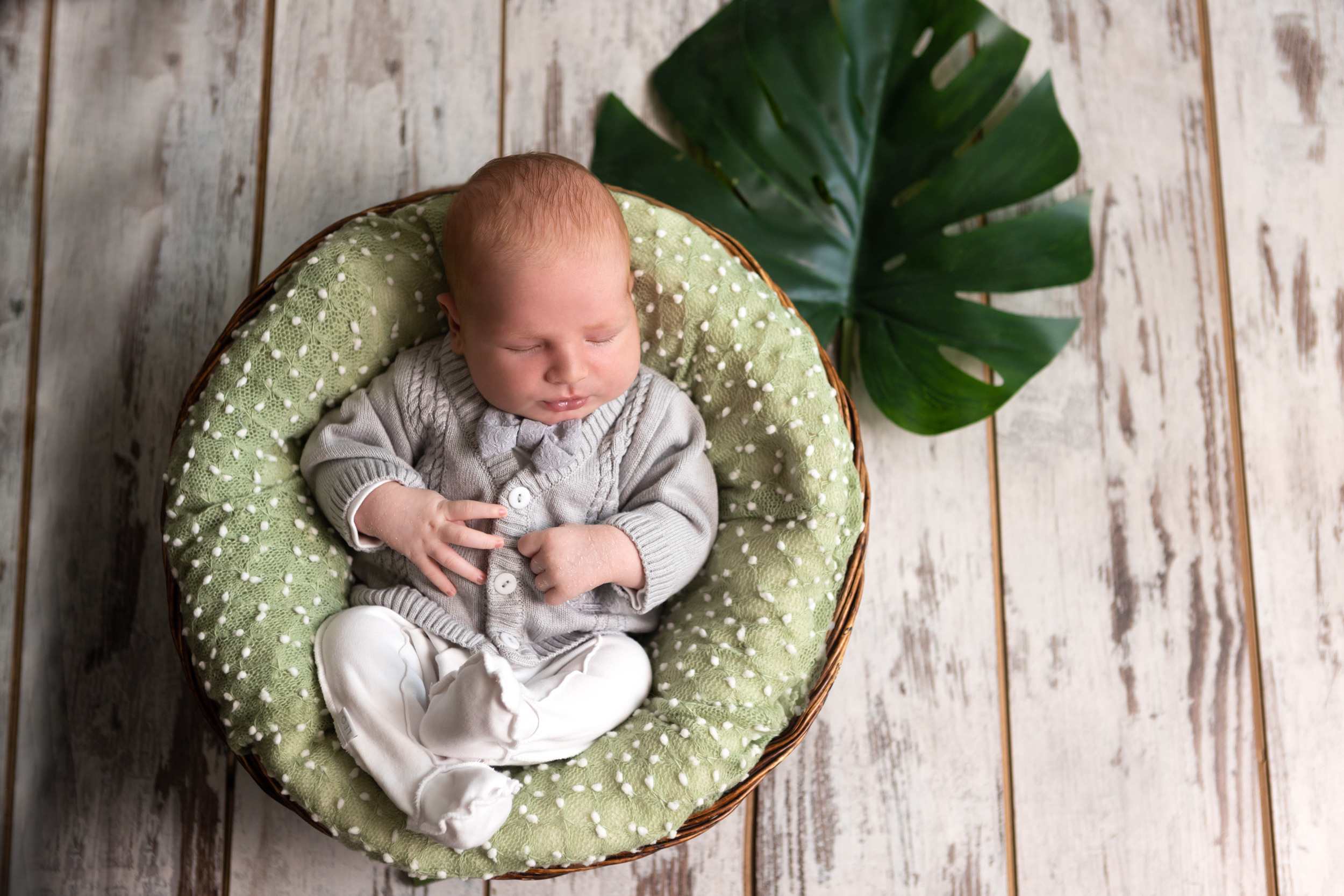 Семейная съёмка с новорожденым. Фотограф в Оренбурге. Профессиональный фотограф