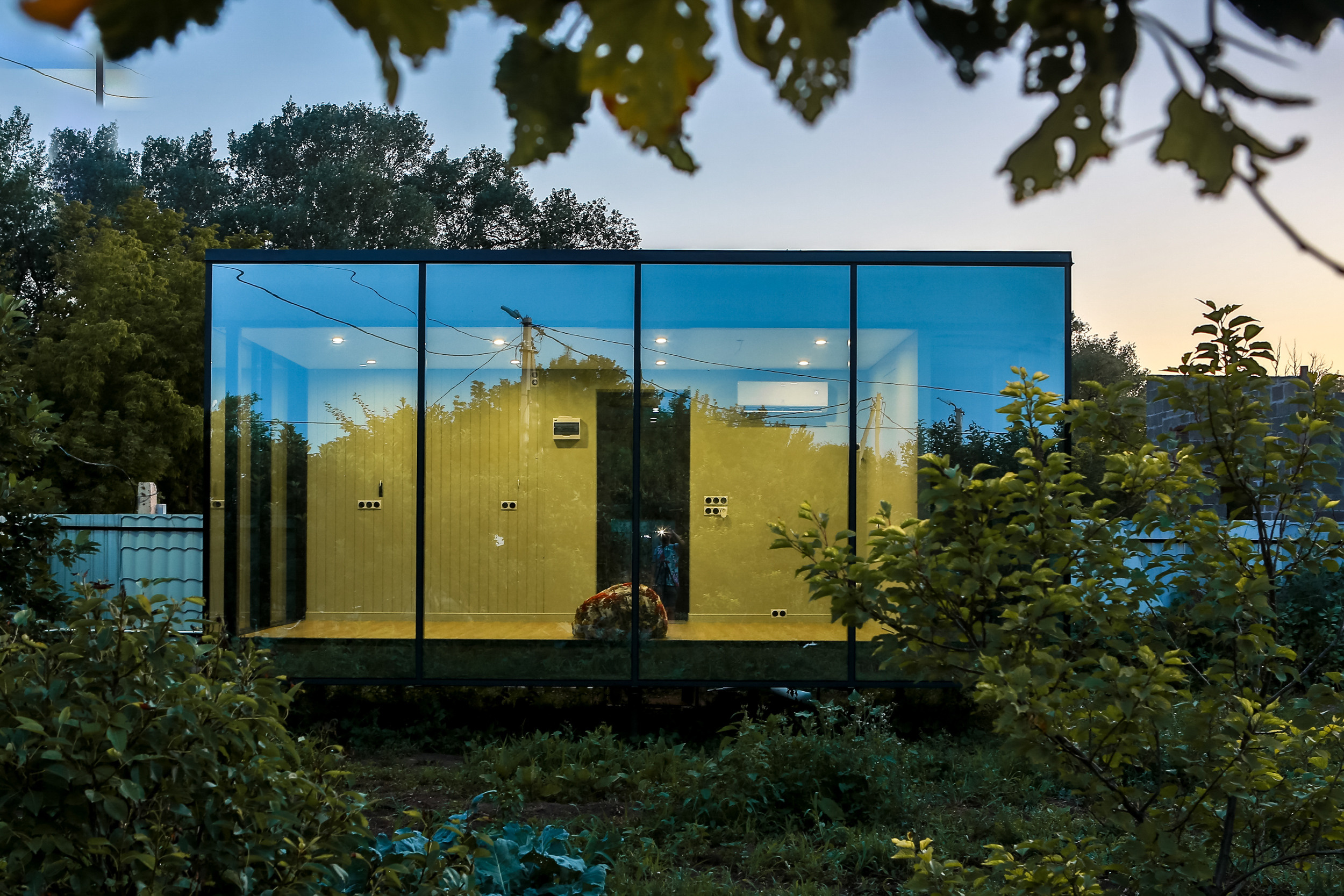 Зеркальный дом. Фотограф в Оренбурге. Профессиональный фотограф