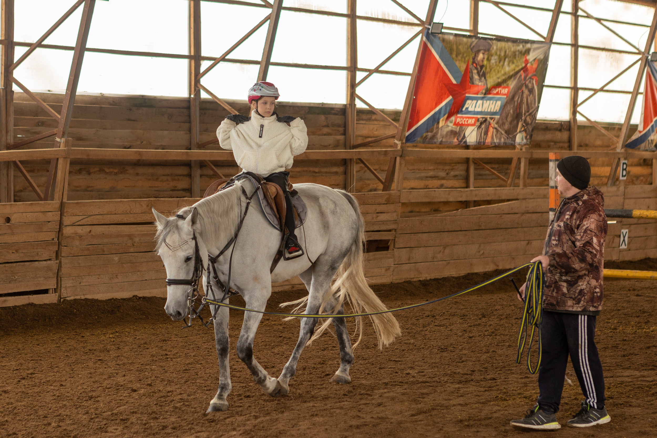 Фотосессия с детьми на ипподроме. Фотограф в Оренбурге. Профессиональный фотограф