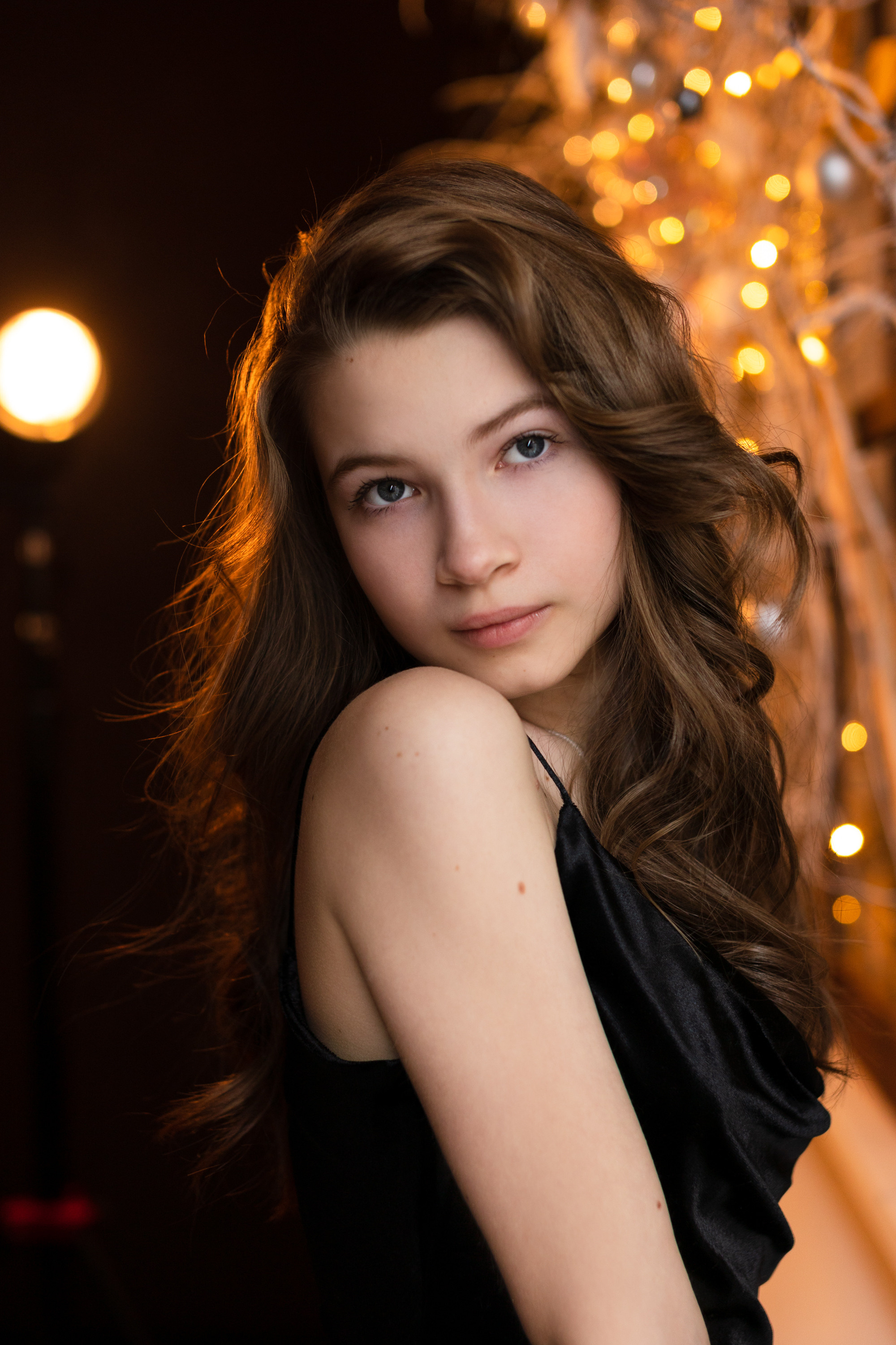 Семейная фотосессия в студии. Фотограф в Оренбурге. Профессиональный фотограф