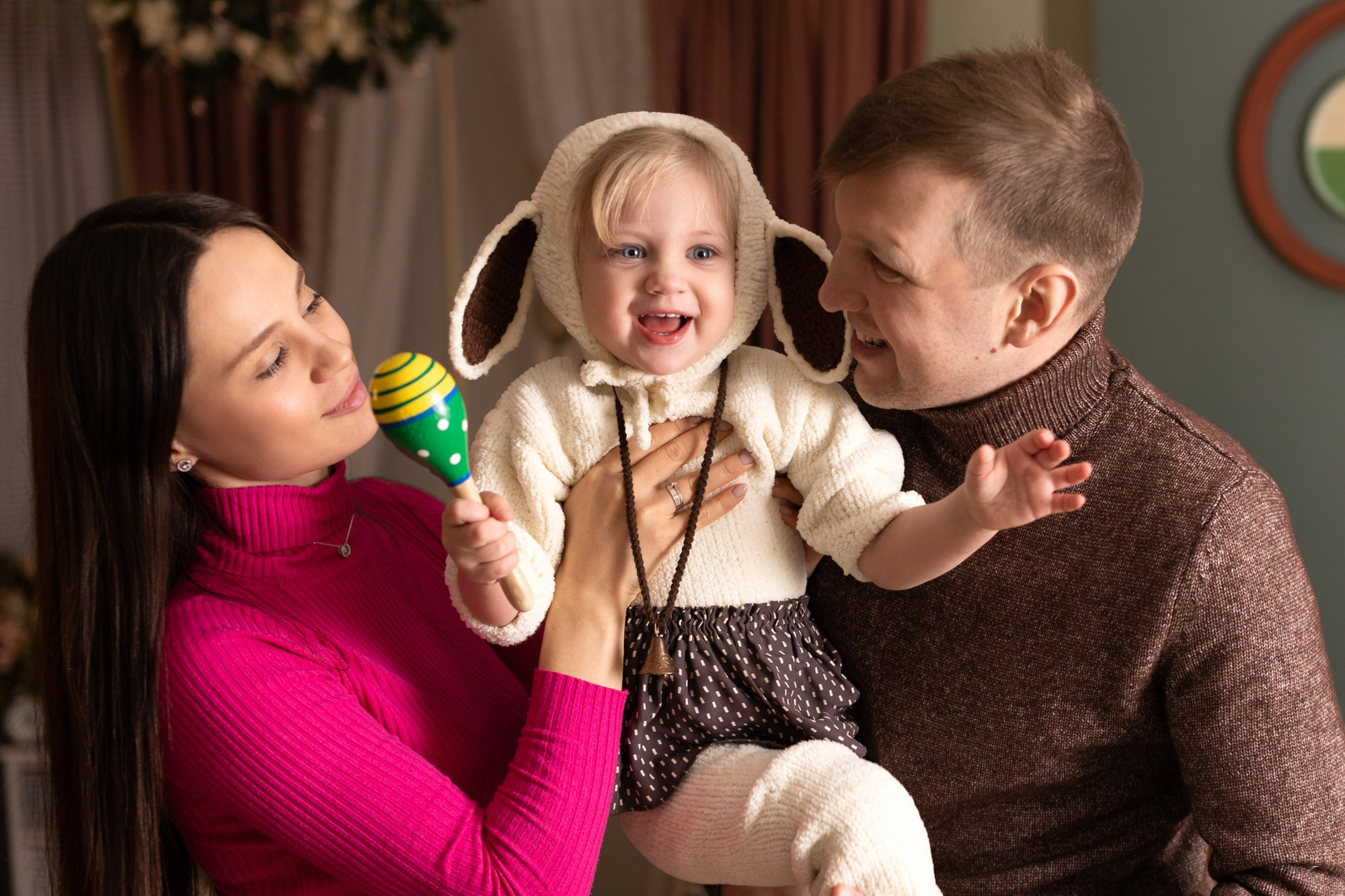 Семейная фотосессия в студии Леонардо. Фотограф в Оренбурге. Профессиональный фотограф