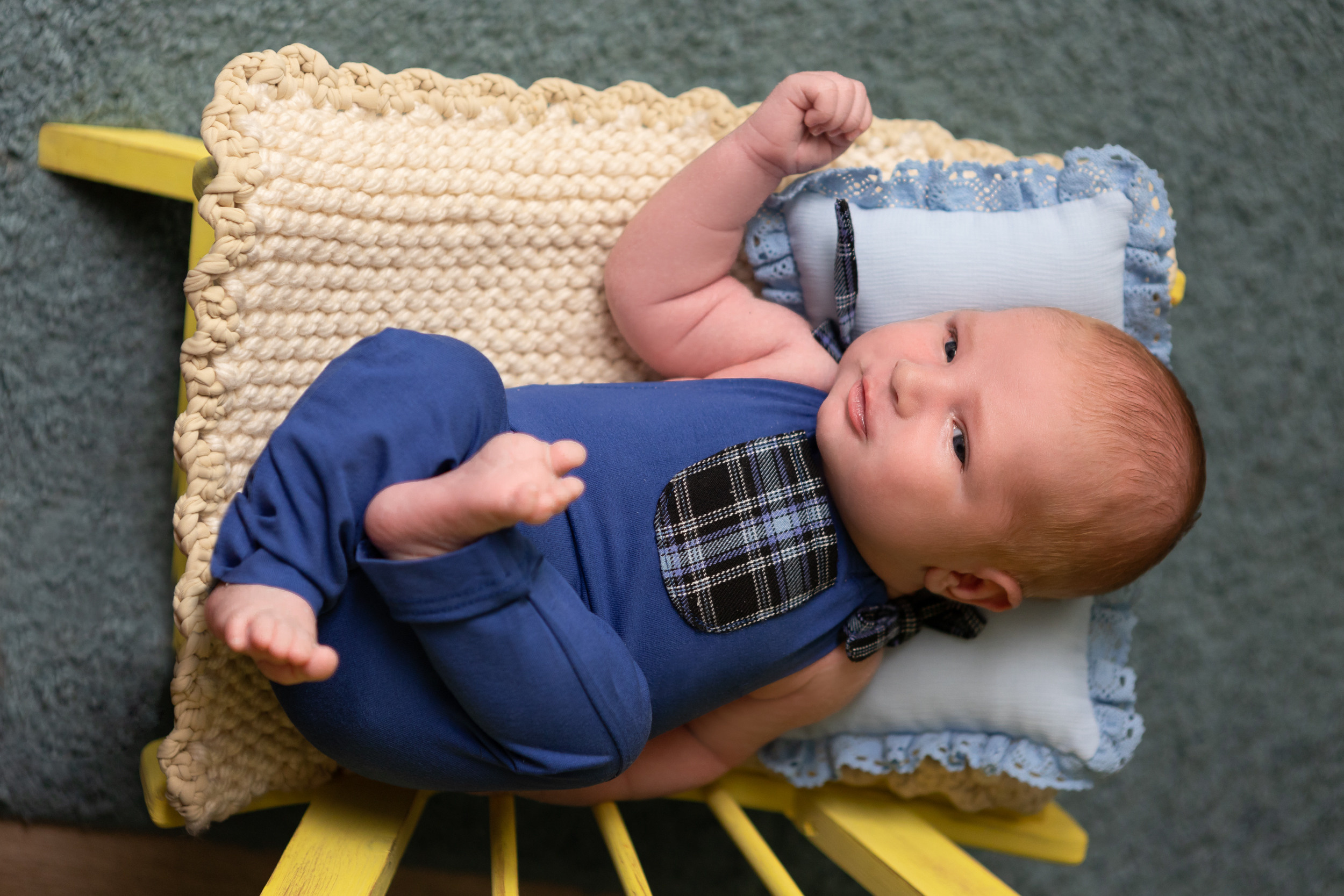 Семейная съёмка с новорожденым. Фотограф в Оренбурге. Профессиональный фотограф