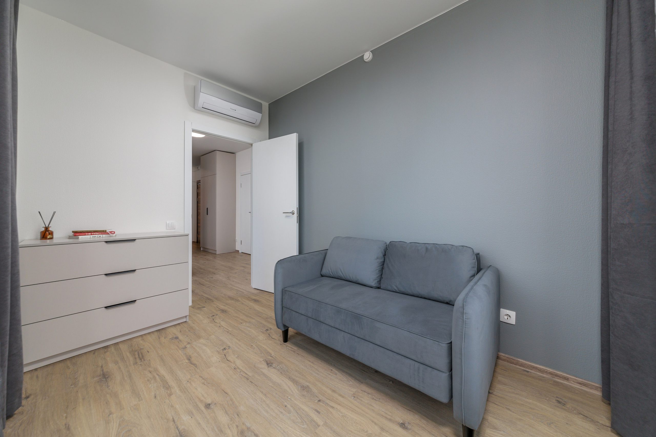 Двухкомнатная квартира, Варфоломеевская ул