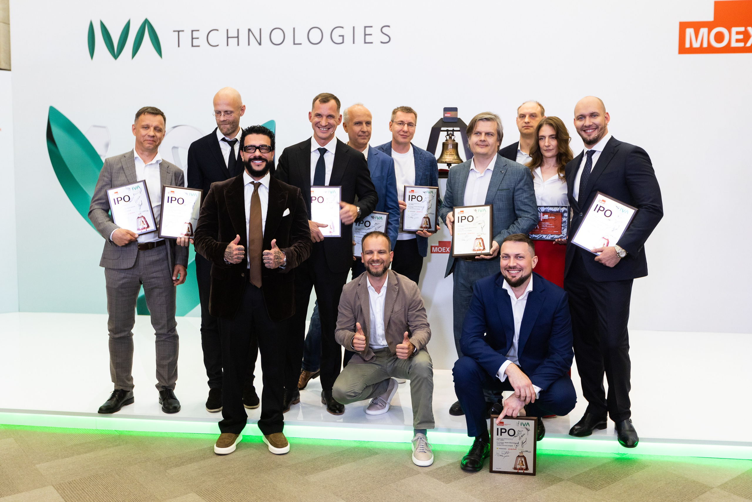 IVA на Московской бирже. Свадебный и портретный фотограф в Королёве Сергей Чихарев