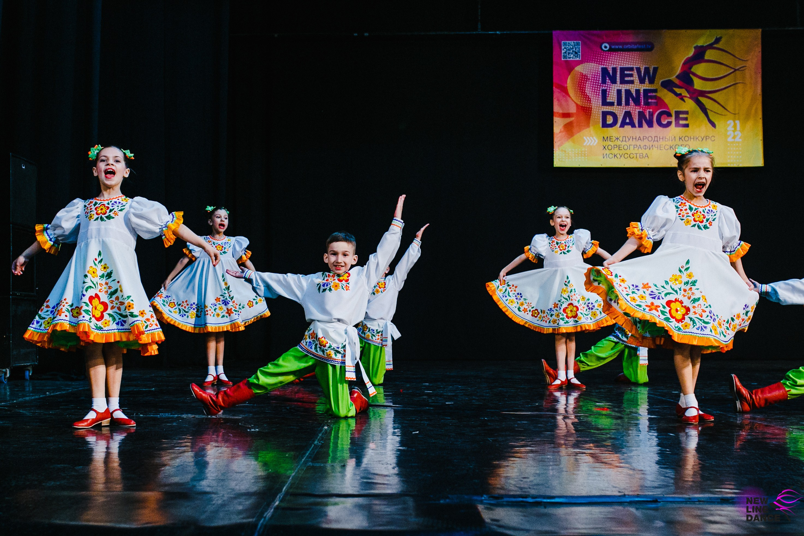 Концерты new line dance-magic universe-red. Фотограф в Новосибирске Ася Зверева